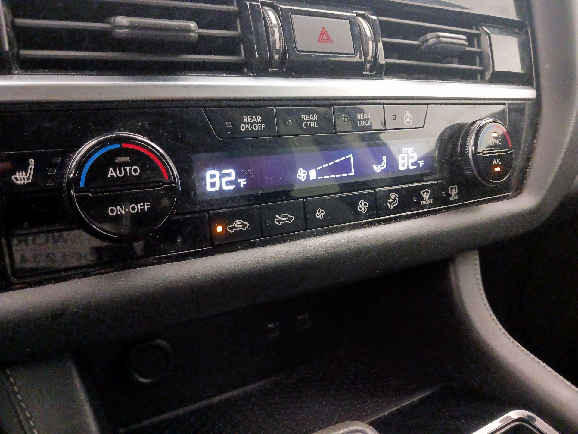 Thumbnail: 2022 Nissan Pathfinder - 17