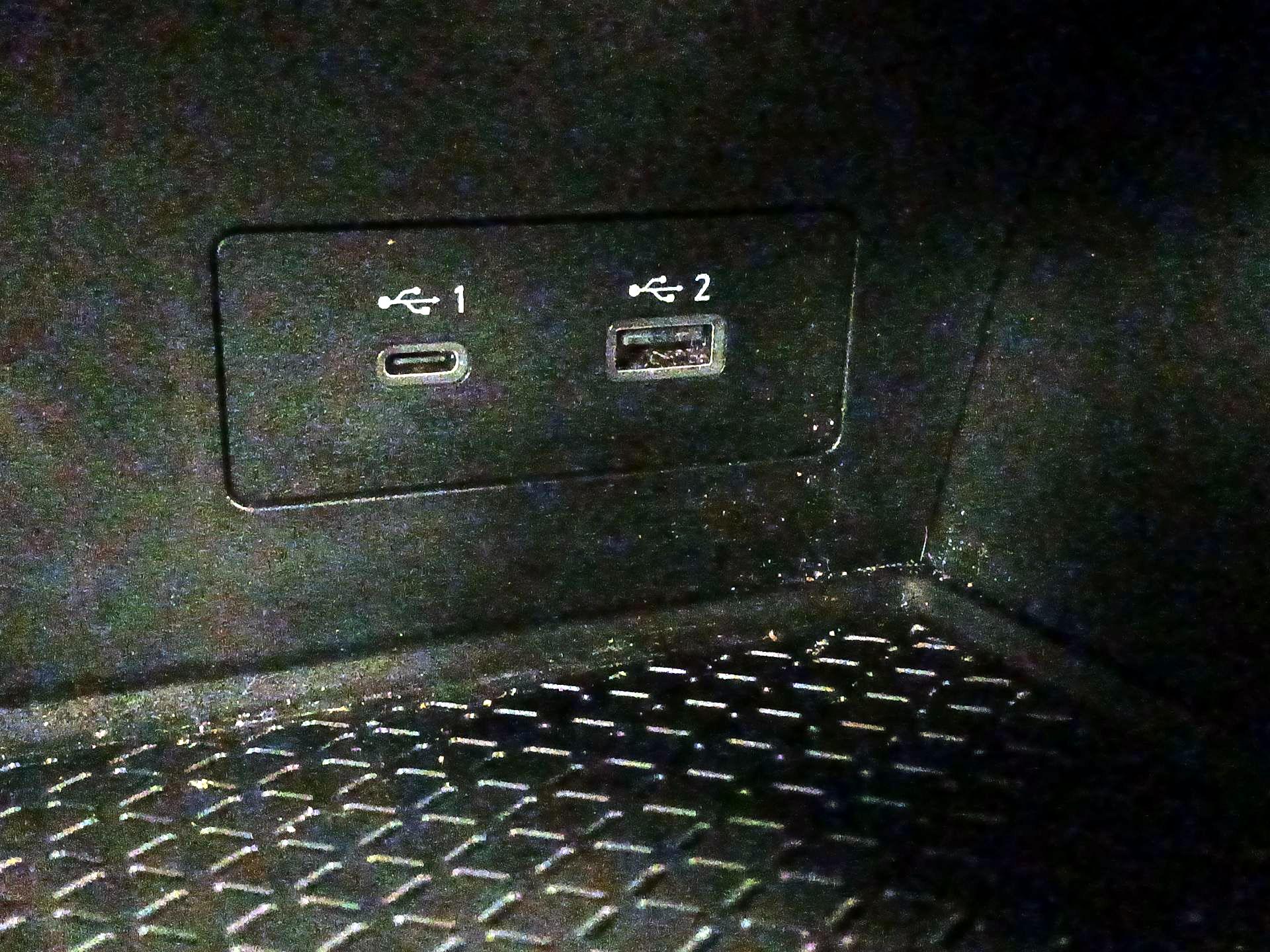 Thumbnail: 2022 Nissan Pathfinder - 19