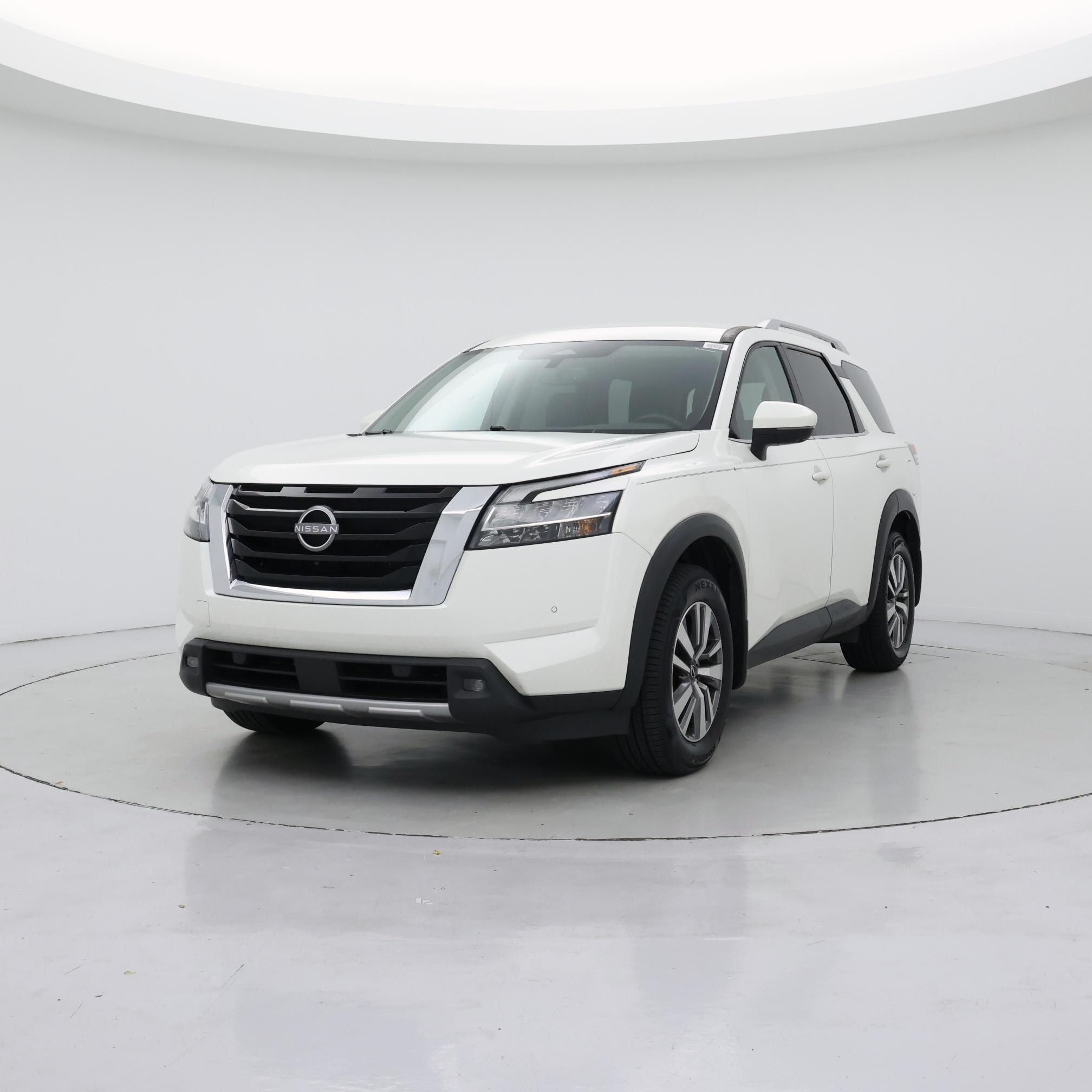 Thumbnail: 2022 Nissan Pathfinder - 4