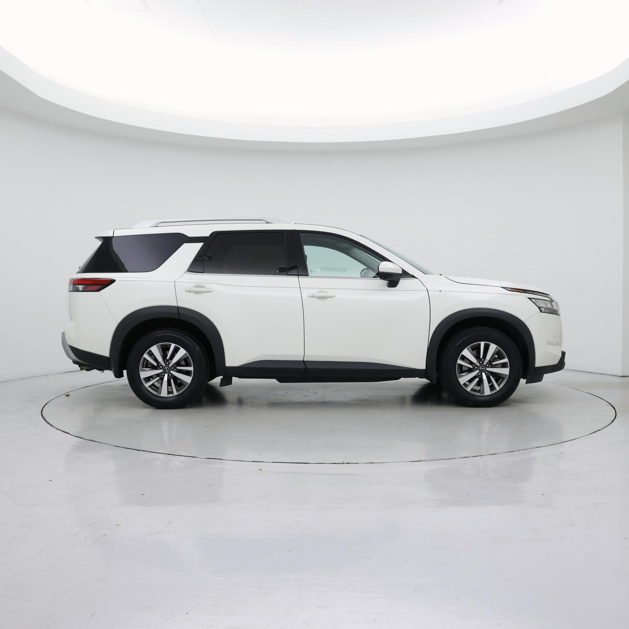 Thumbnail: 2022 Nissan Pathfinder - 7