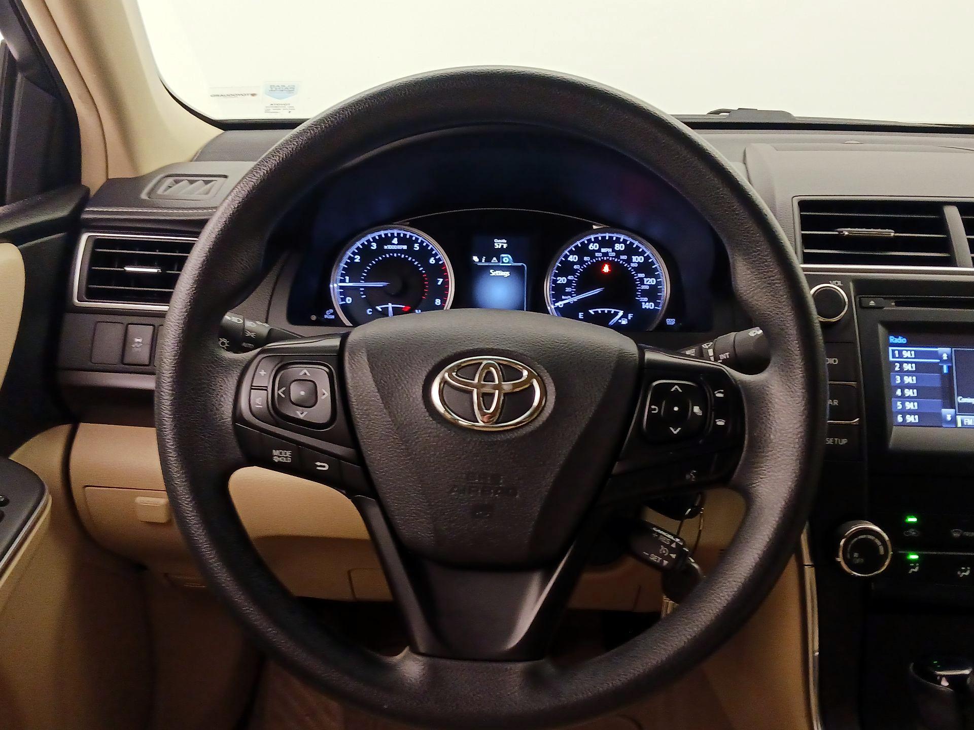 Thumbnail: 2017 Toyota Camry - 10