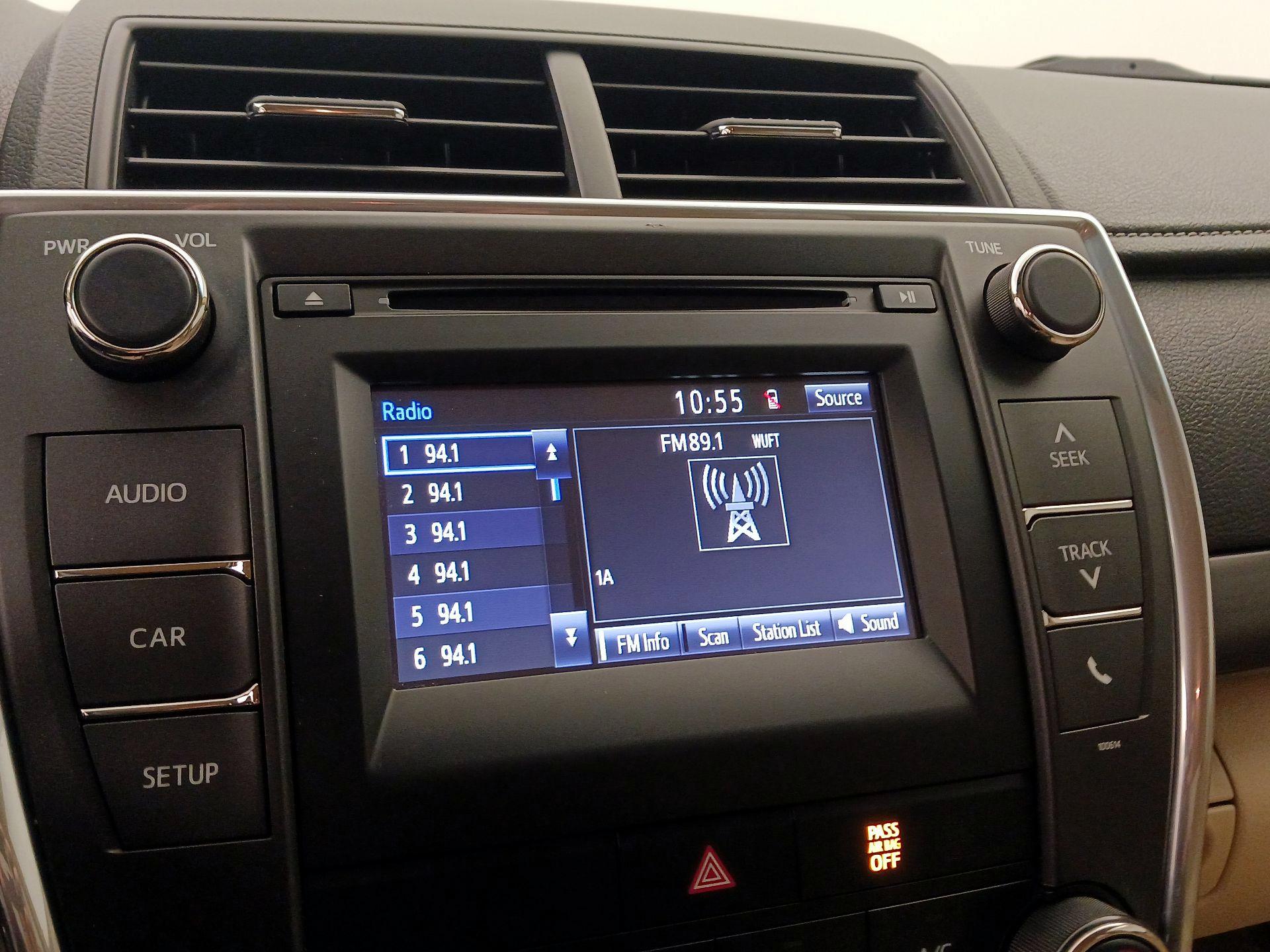 Thumbnail: 2017 Toyota Camry - 15