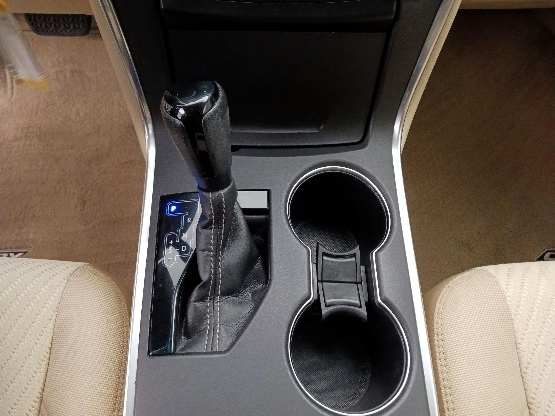 Thumbnail: 2017 Toyota Camry - 17