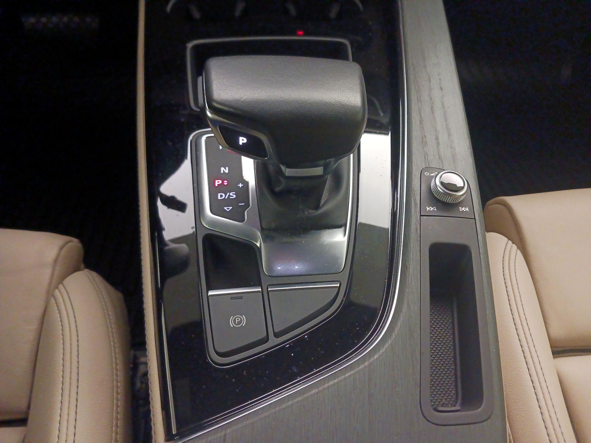 Thumbnail: 2023 Audi A5 - 17