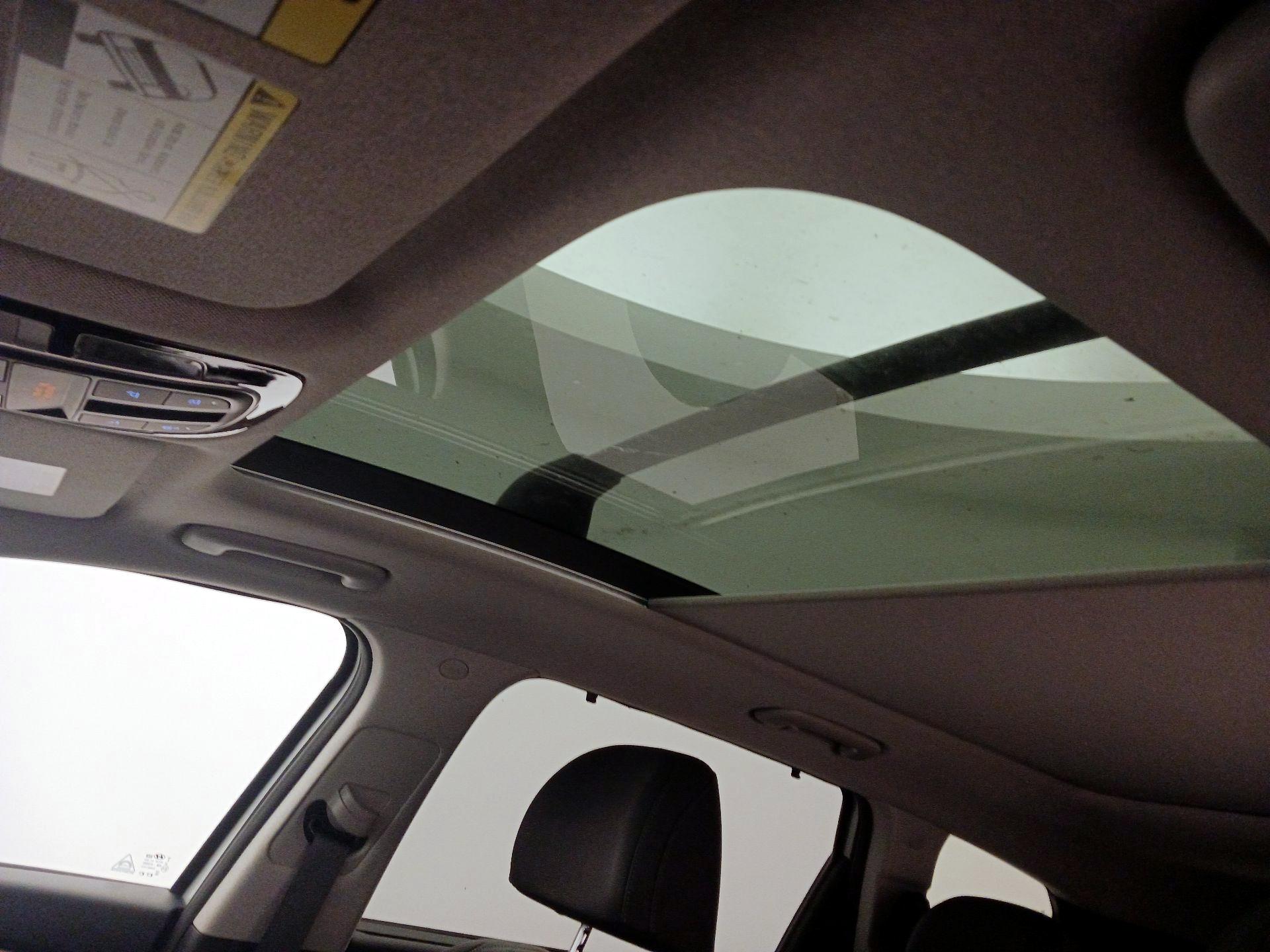 Thumbnail: 2022 Hyundai Santa Fe - 20