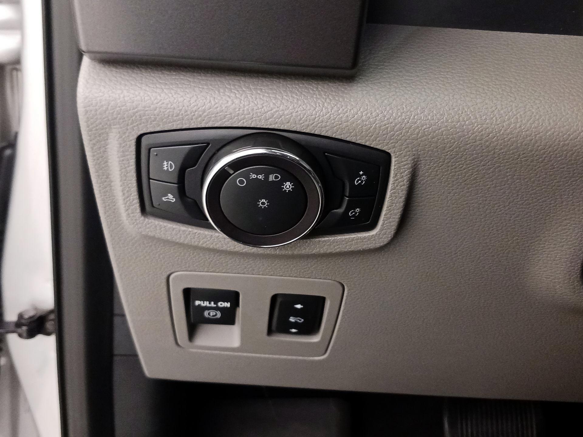 Thumbnail: 2019 Ford F-150 - 13