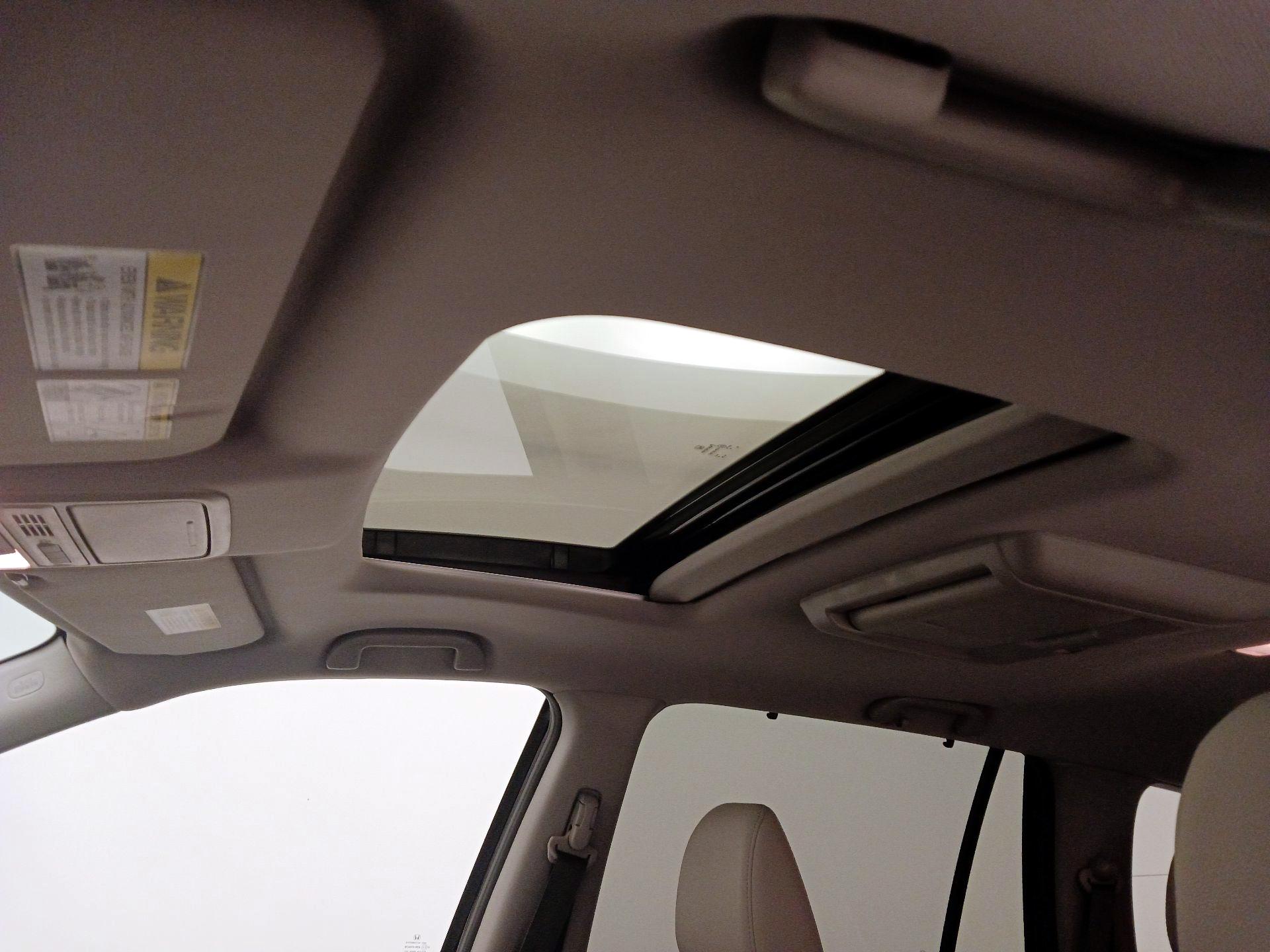 Thumbnail: 2016 Honda Pilot - 20