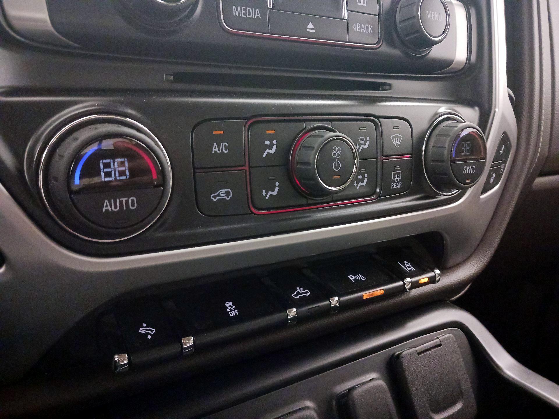 Thumbnail: 2015 GMC Sierra 1500 - 17