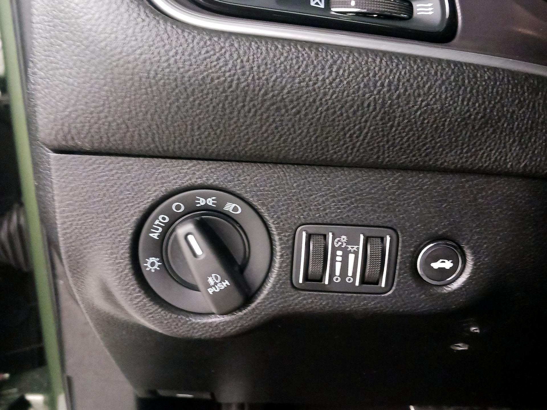 Thumbnail: 2022 Dodge Challenger - 13