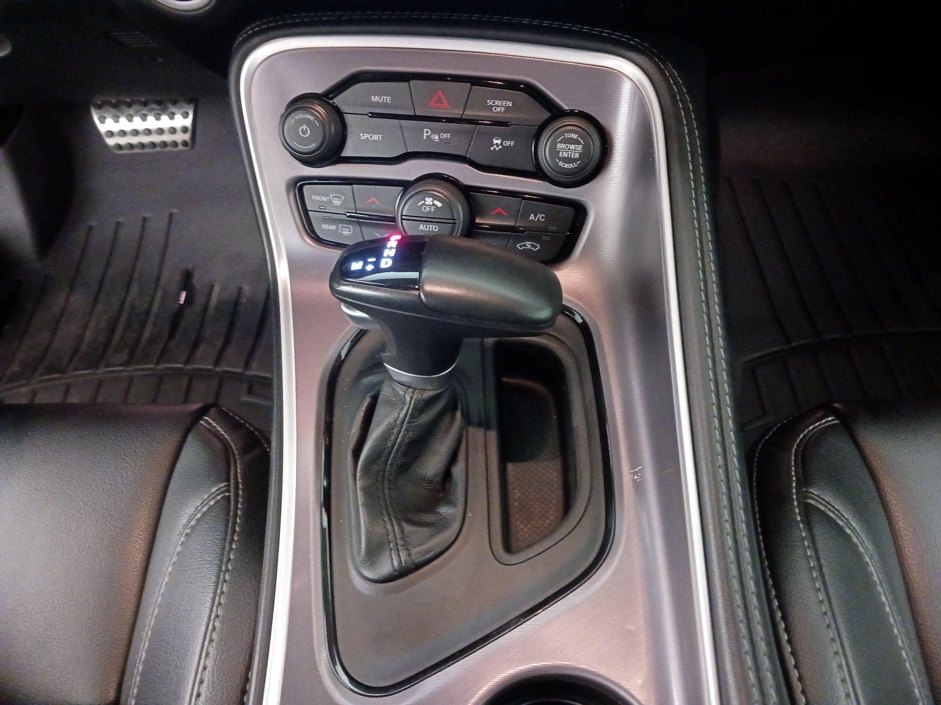 Thumbnail: 2022 Dodge Challenger - 17