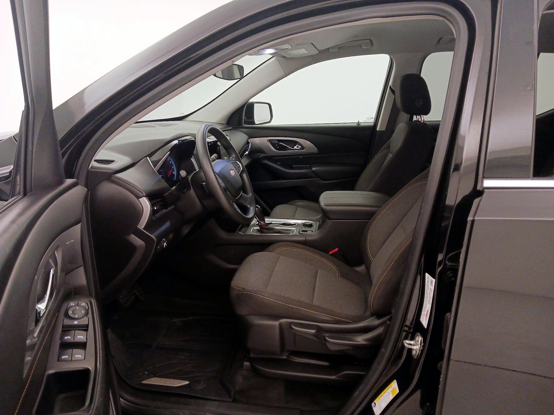 Thumbnail: 2019 Chevrolet Traverse - 11