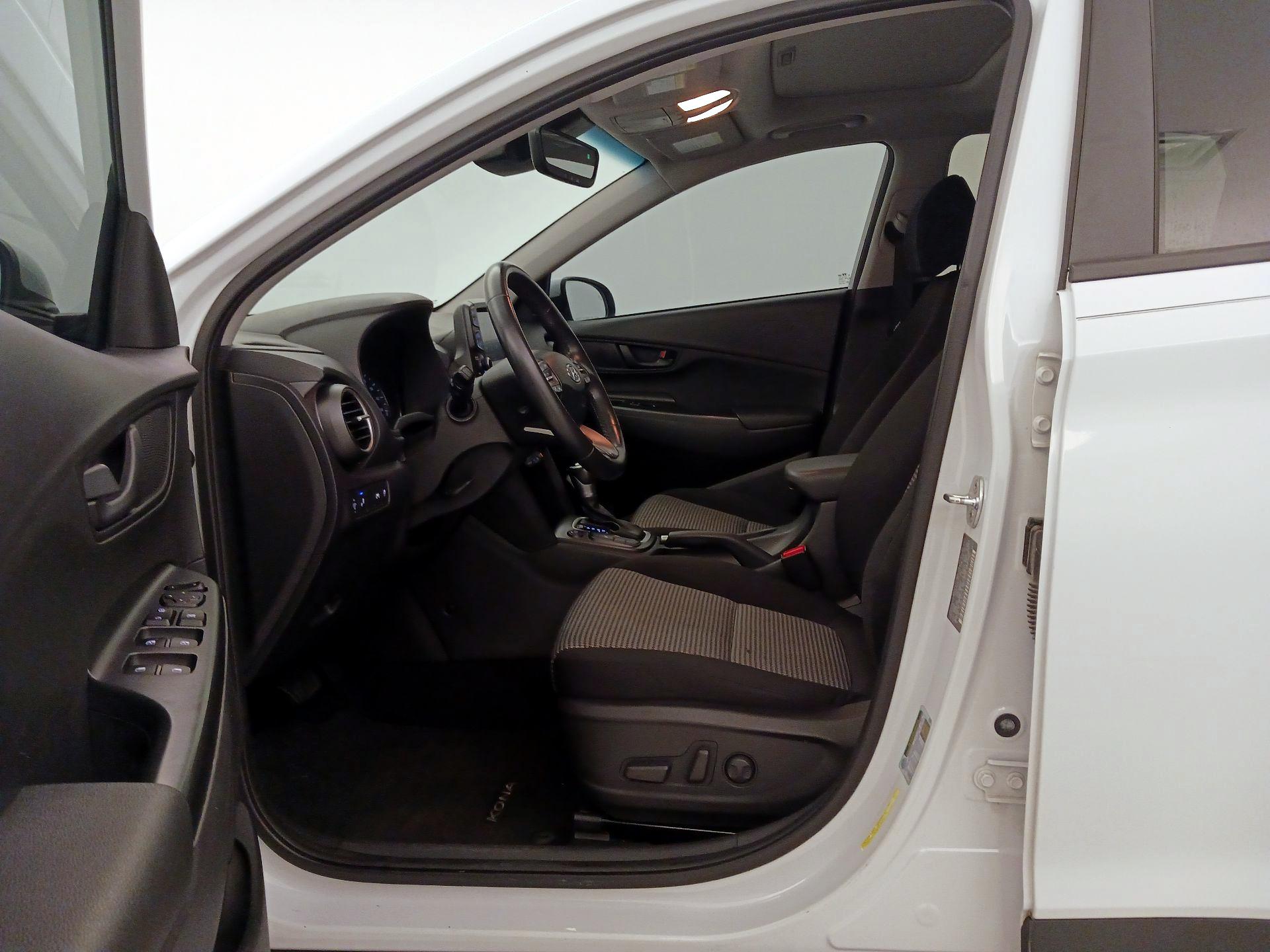 Thumbnail: 2018 Hyundai Kona - 11