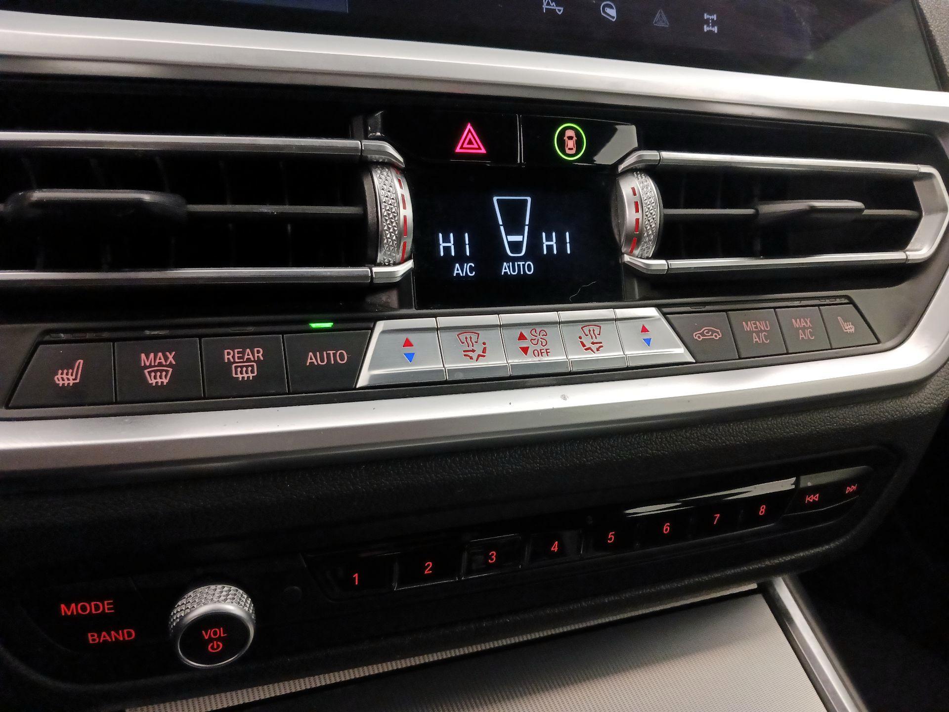 Thumbnail: 2021 BMW 4 Series - 17