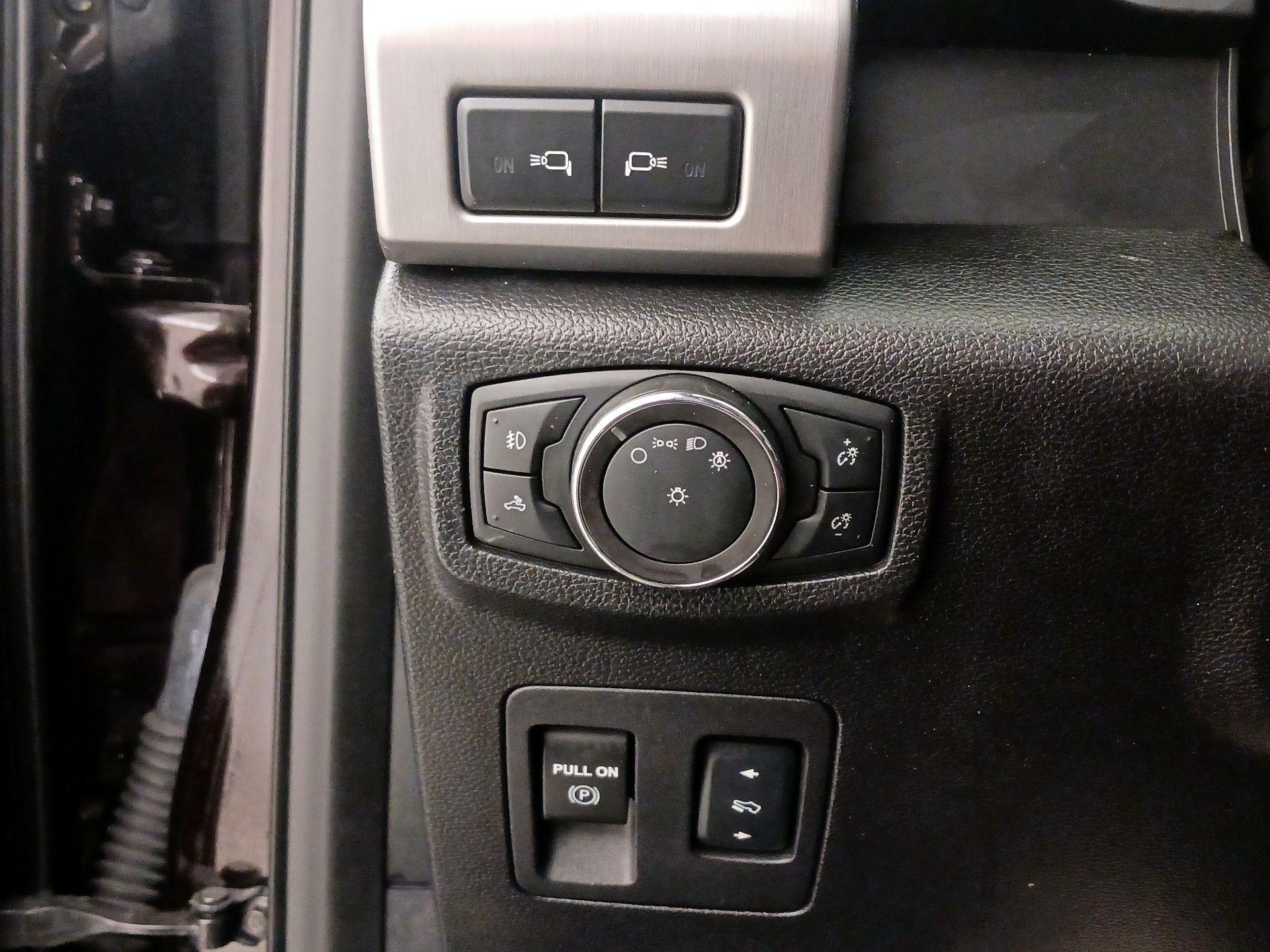 Thumbnail: 2018 Ford F-150 - 13