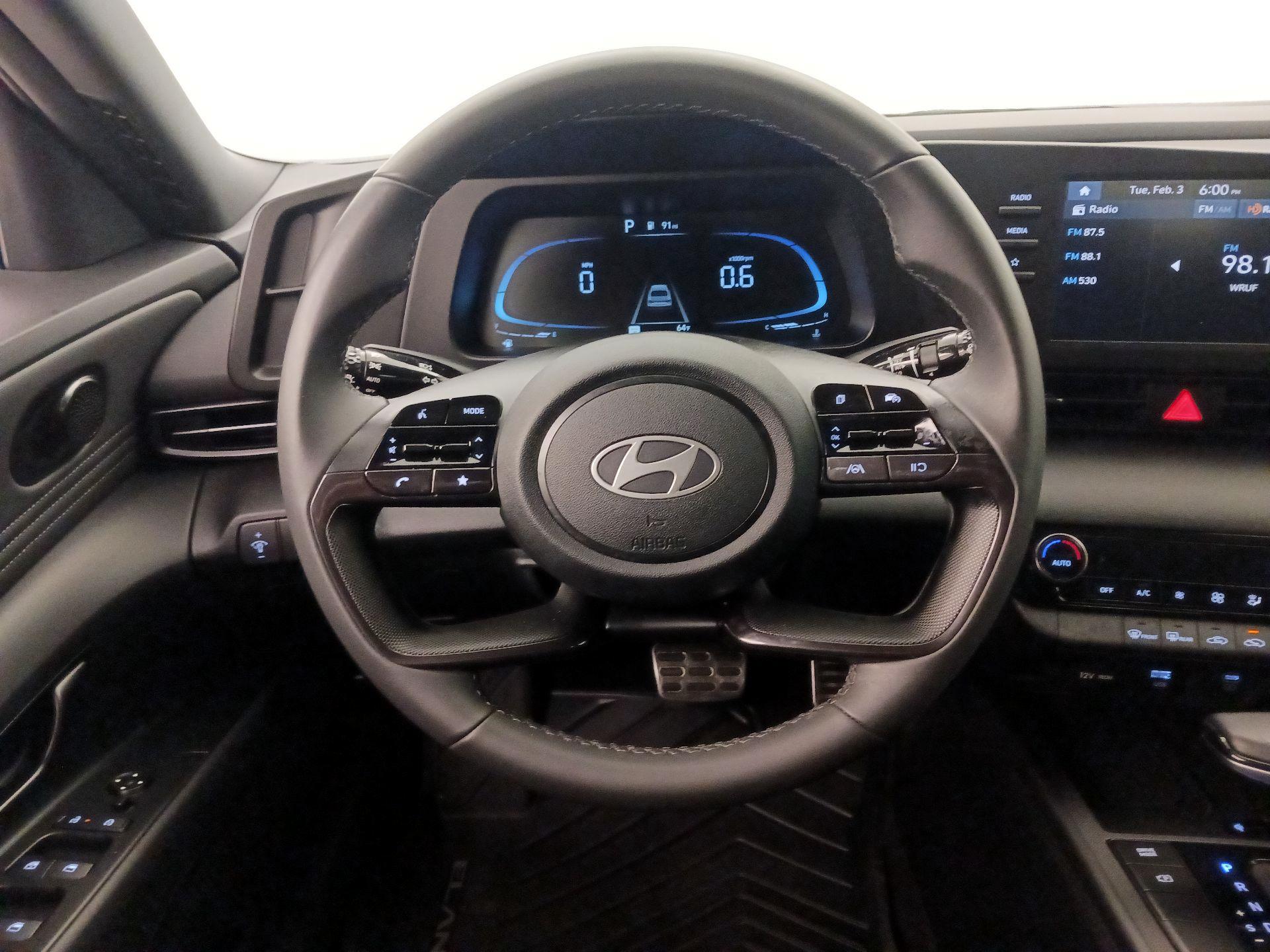 Thumbnail: 2025 Hyundai Elantra - 10