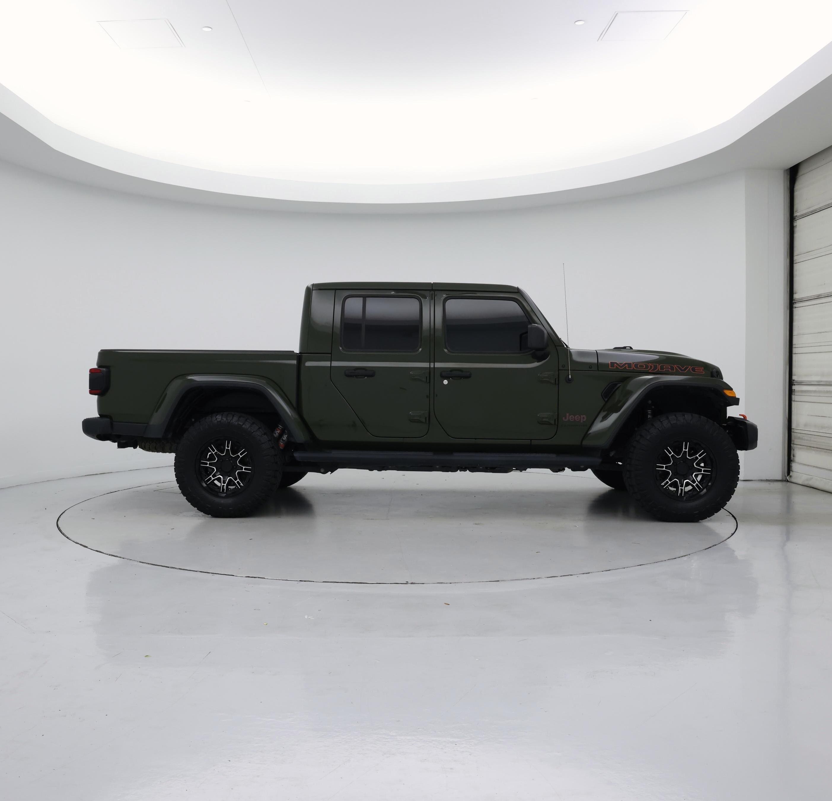 Thumbnail: 2021 Jeep Gladiator - 7