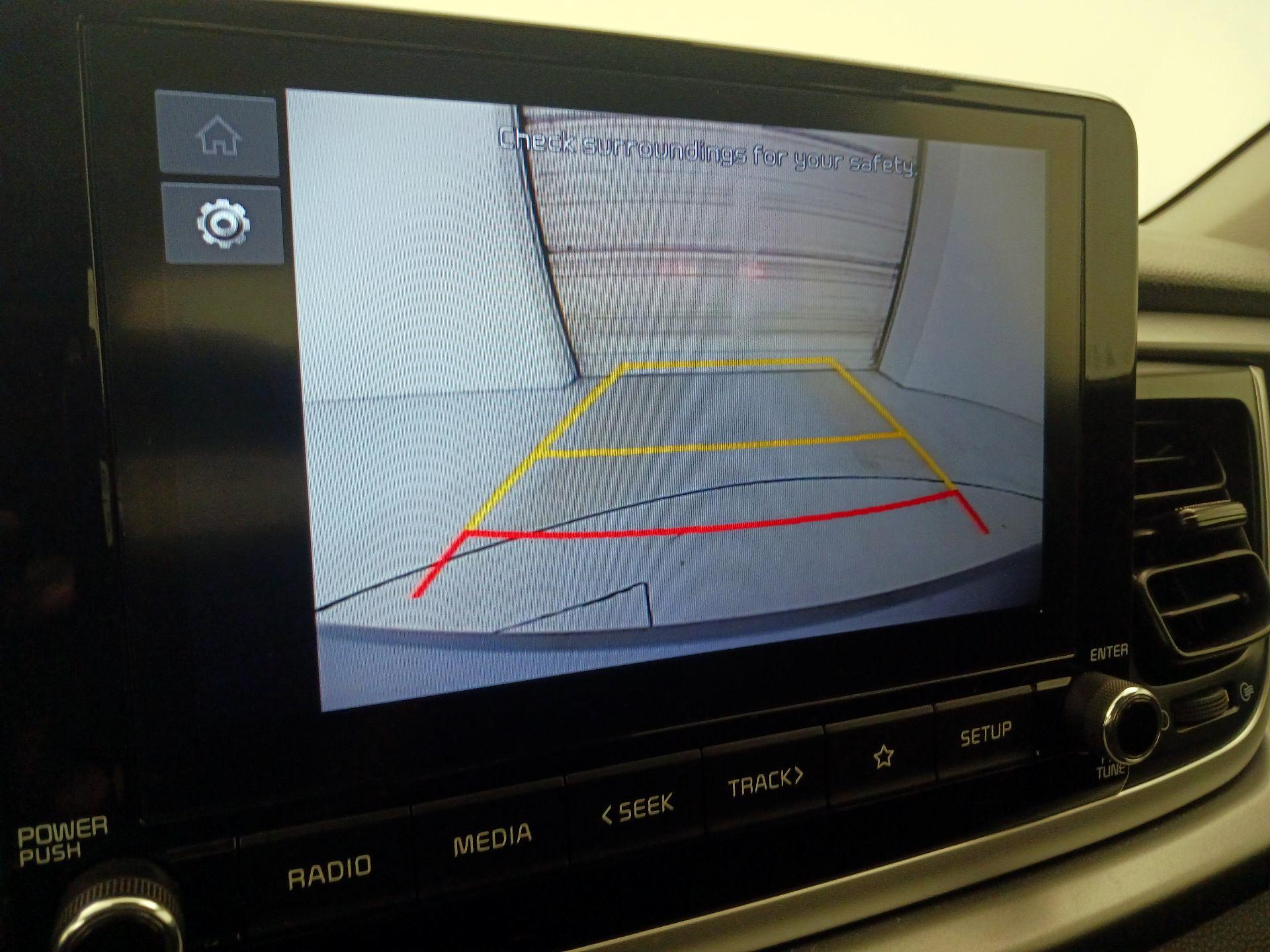 Thumbnail: 2022 Kia Rio - 14