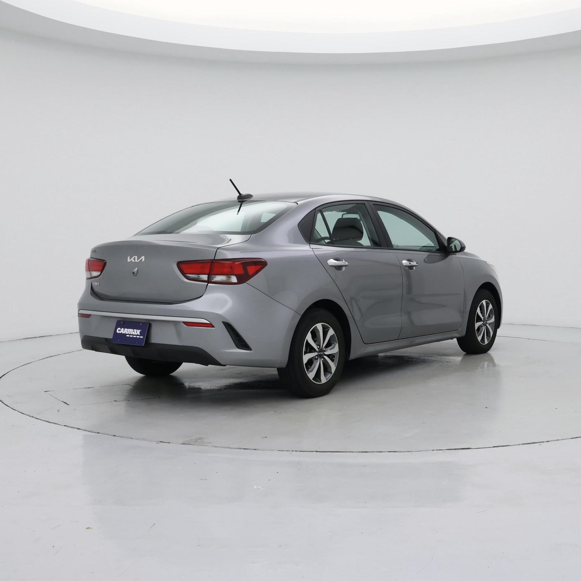 Thumbnail: 2022 Kia Rio - 8