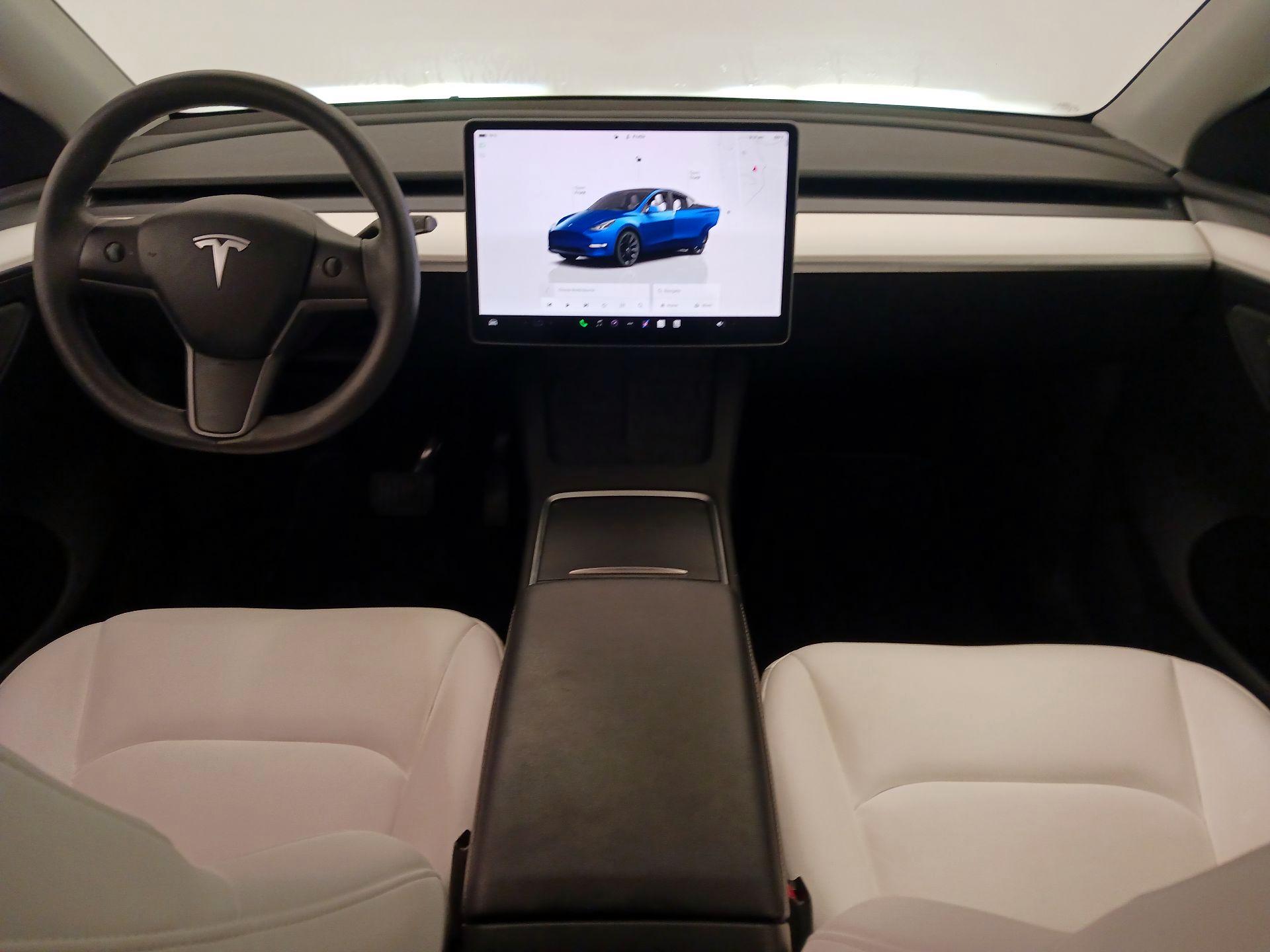 Thumbnail: 2024 Tesla Model Y - 9