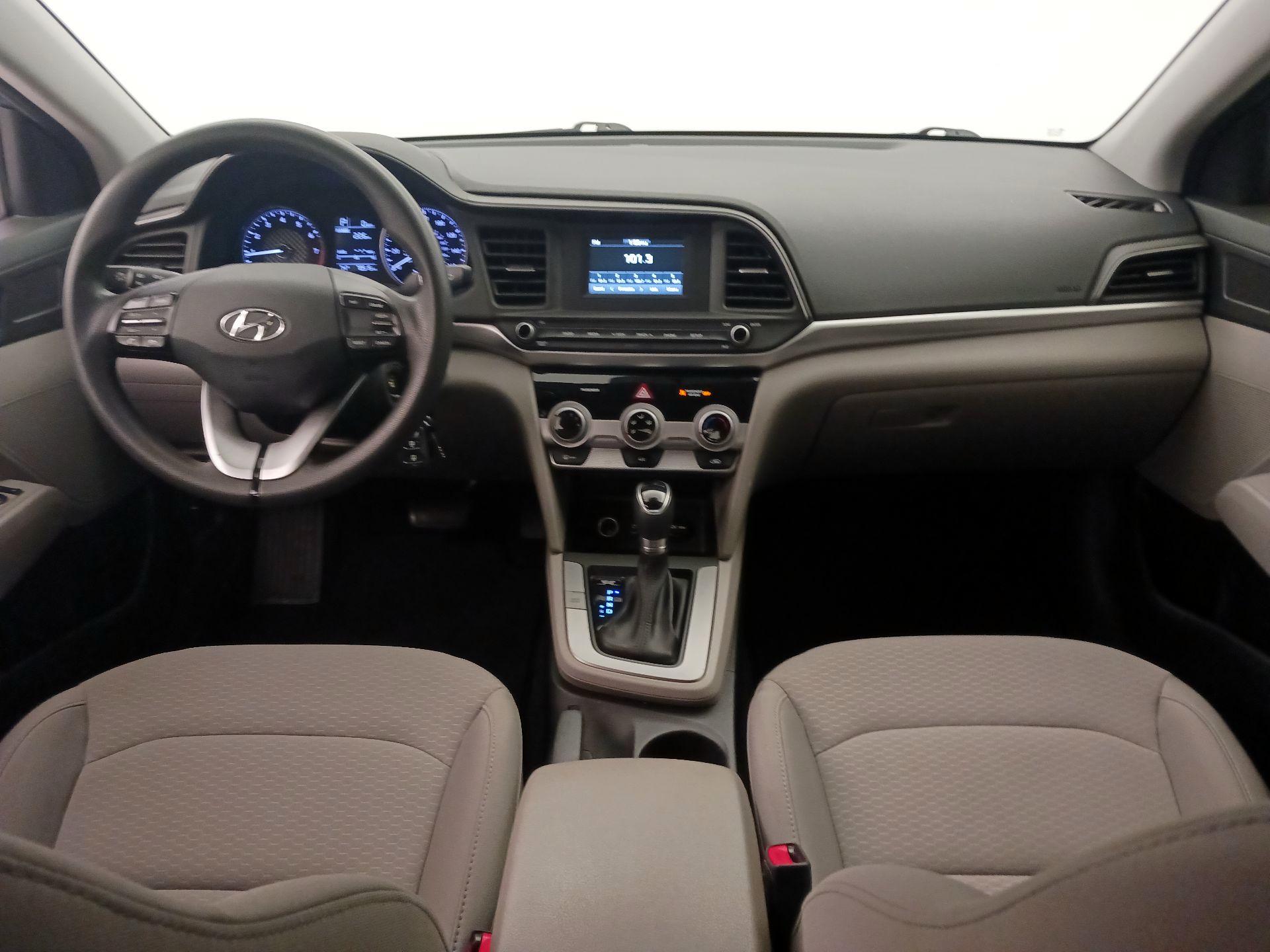 Thumbnail: 2019 Hyundai Elantra - 9