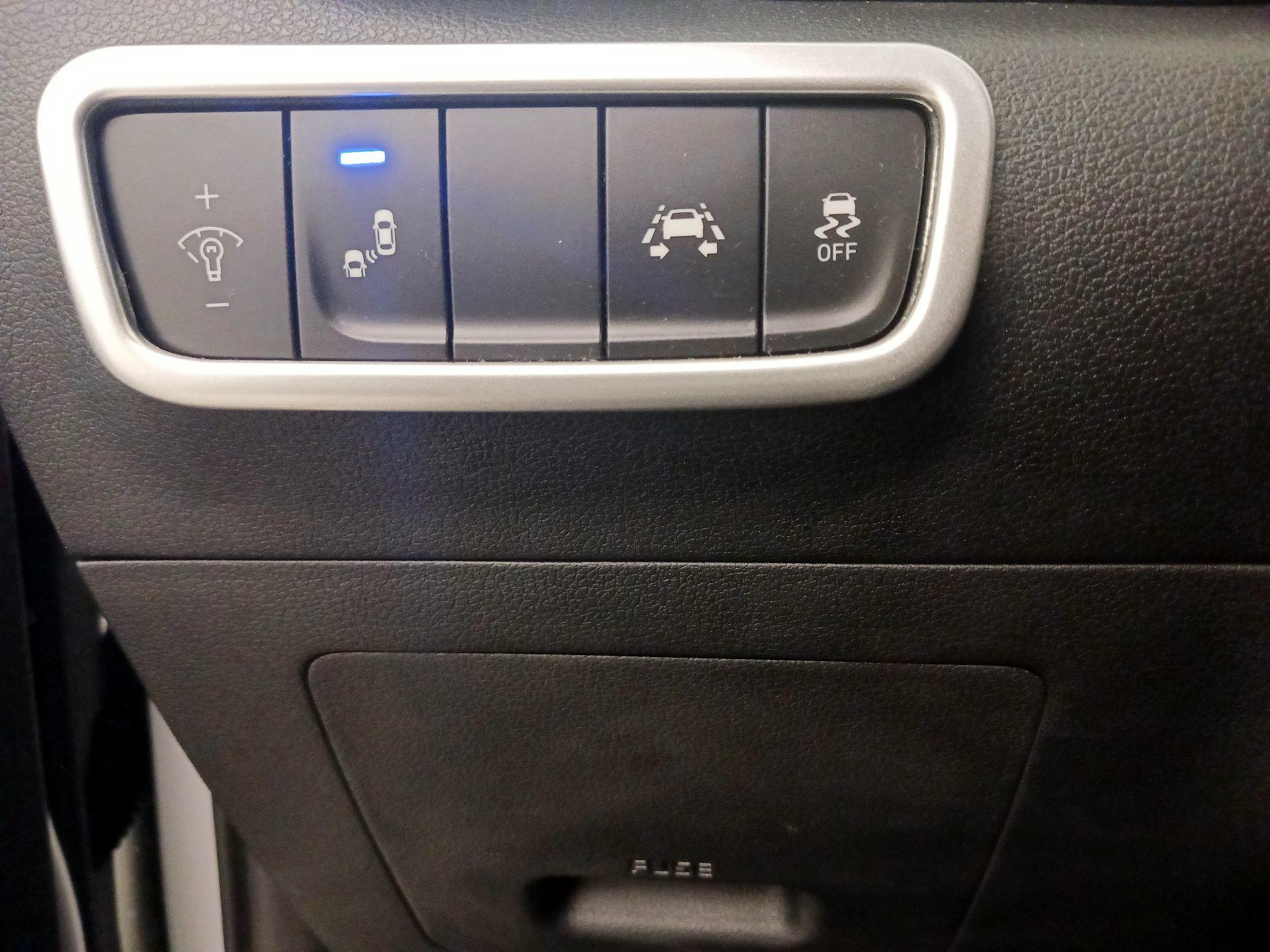 Thumbnail: 2019 Hyundai Kona - 13