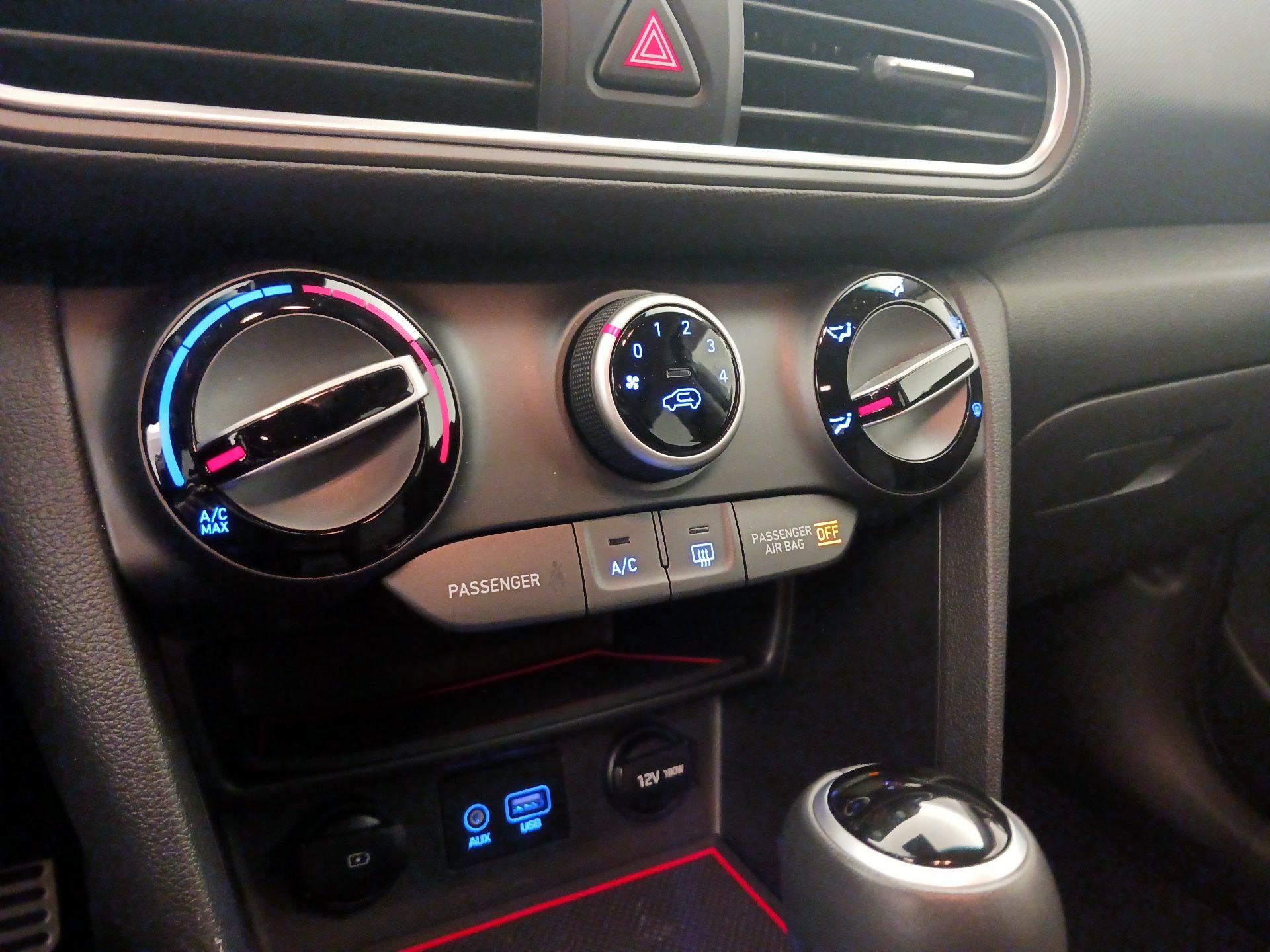 Thumbnail: 2019 Hyundai Kona - 16