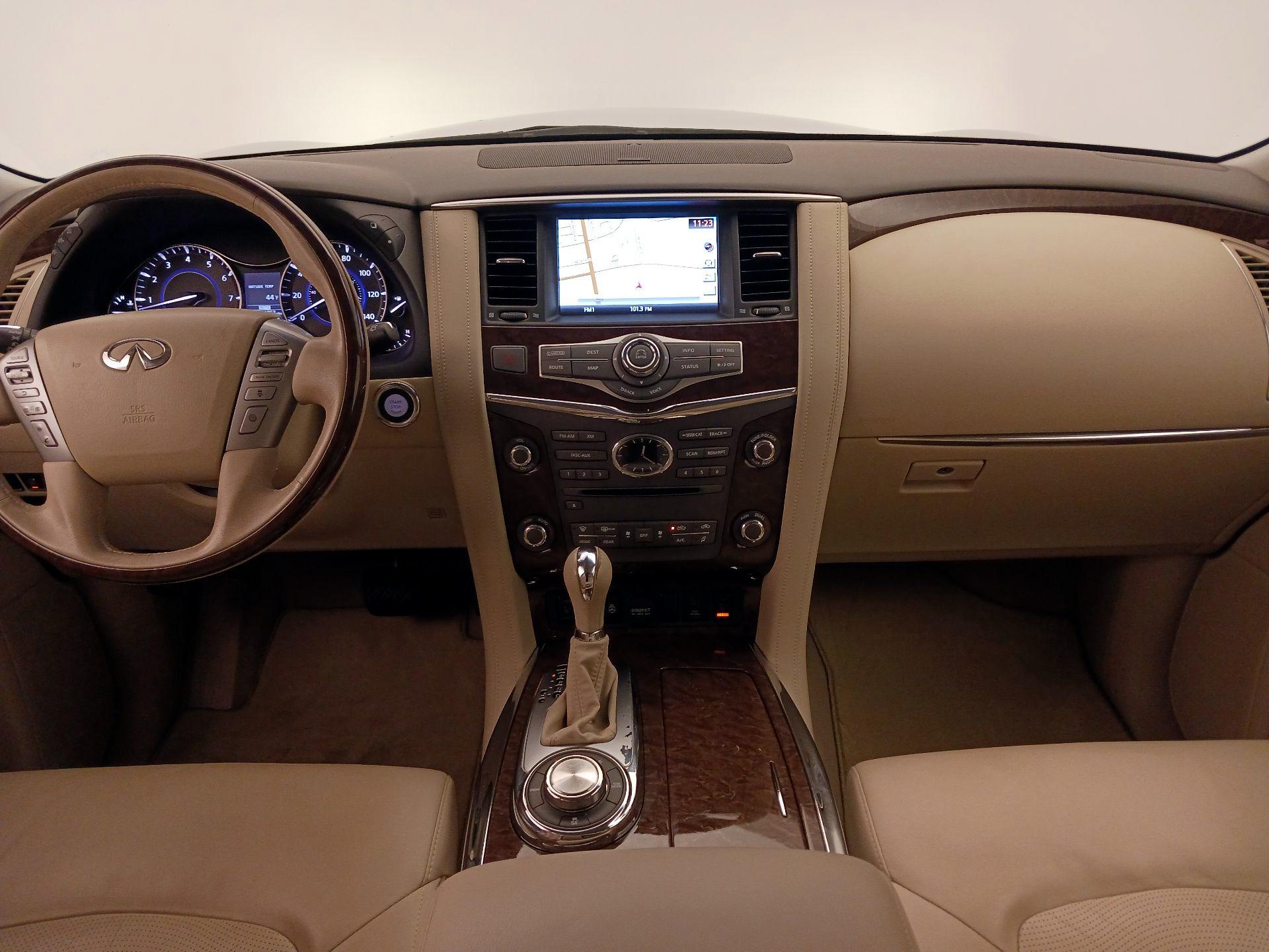 Thumbnail: 2016 INFINITI QX80 - 9