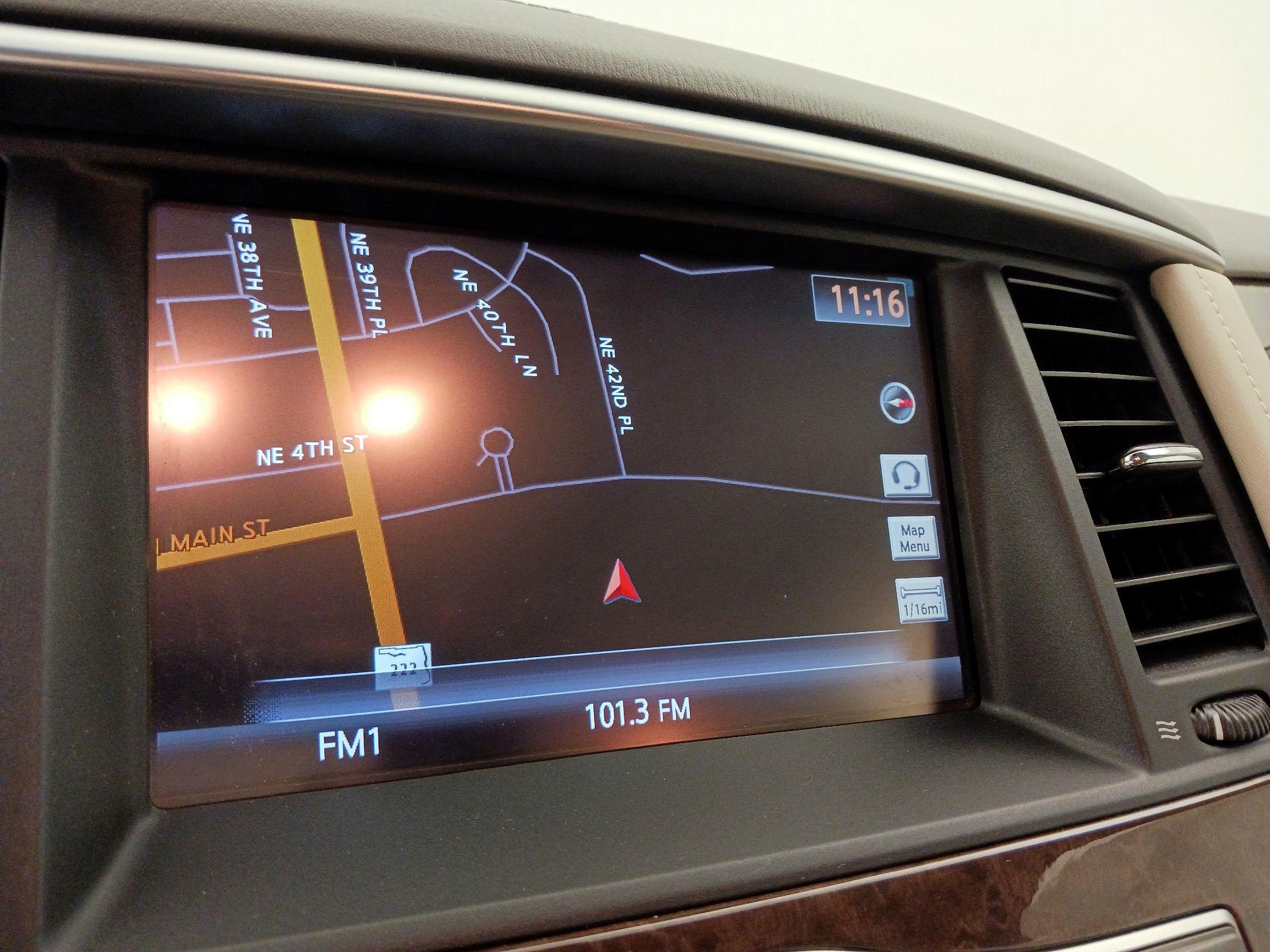 Thumbnail: 2016 INFINITI QX80 - 14