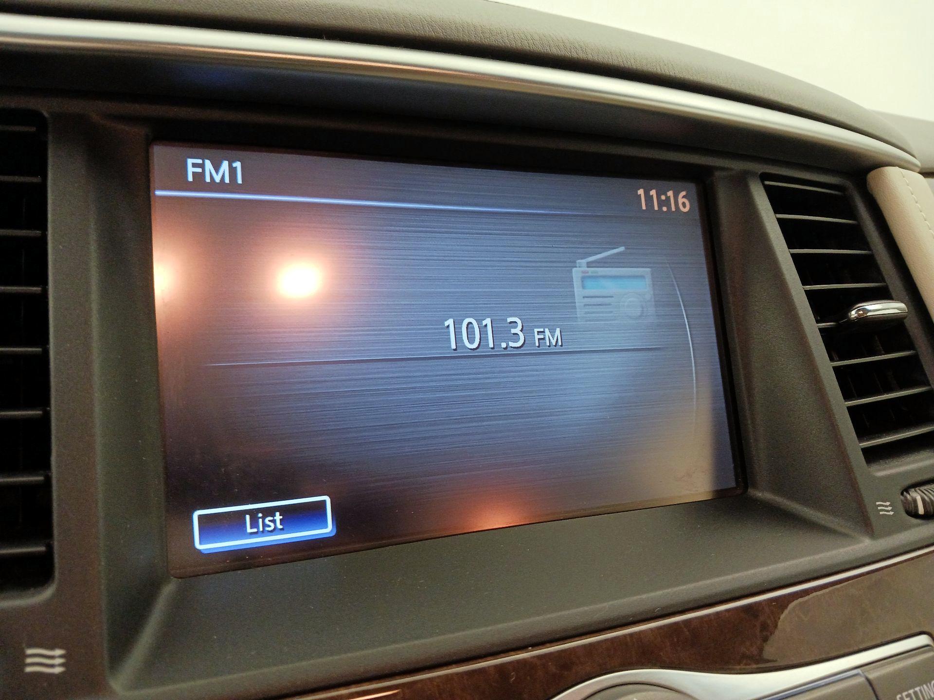 Thumbnail: 2016 INFINITI QX80 - 16