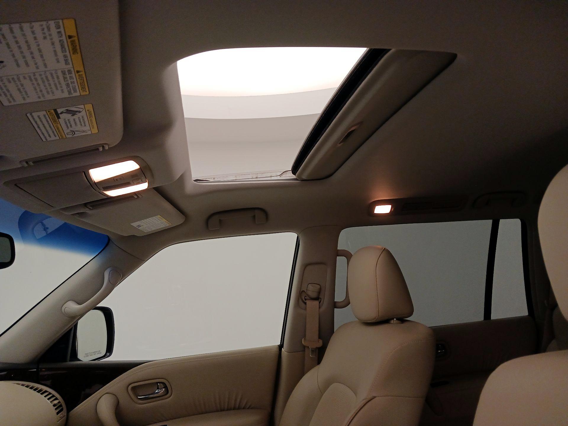 Thumbnail: 2016 INFINITI QX80 - 20