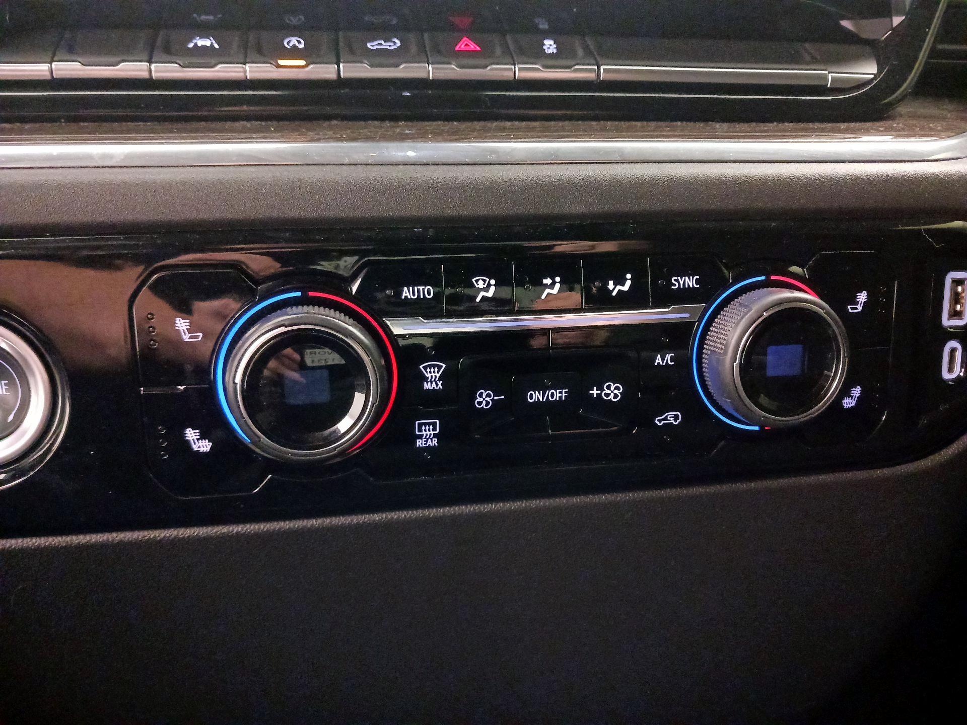 Thumbnail: 2023 Chevrolet Silverado 1500 - 16