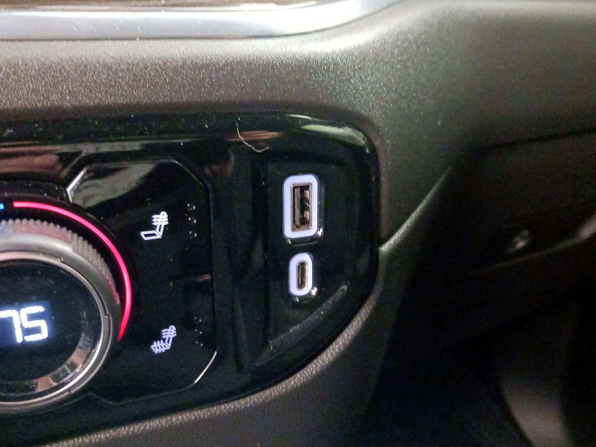 Thumbnail: 2023 Chevrolet Silverado 1500 - 18