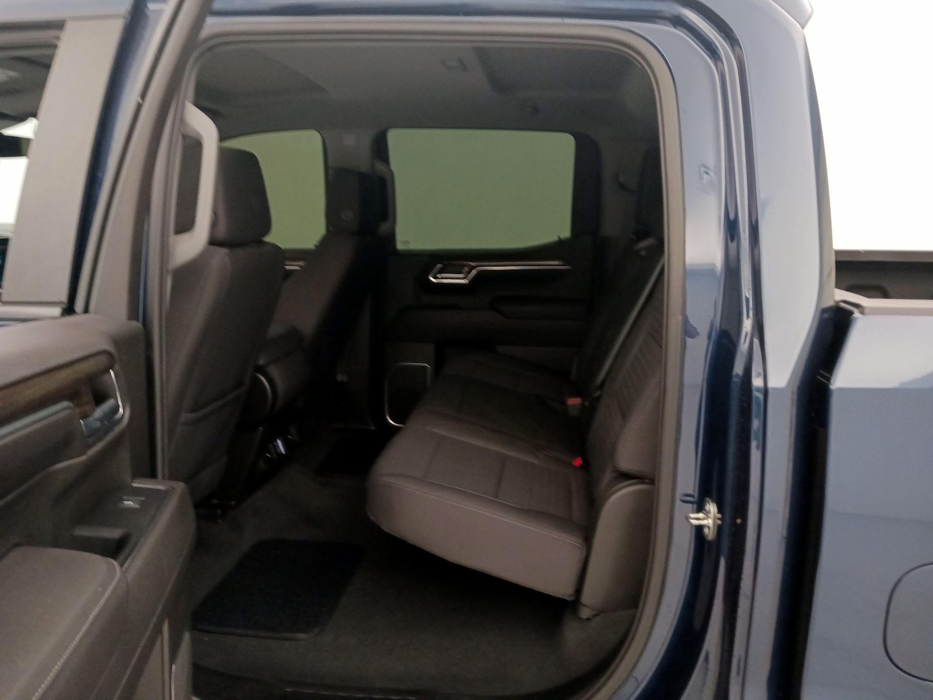 Thumbnail: 2023 Chevrolet Silverado 1500 - 19