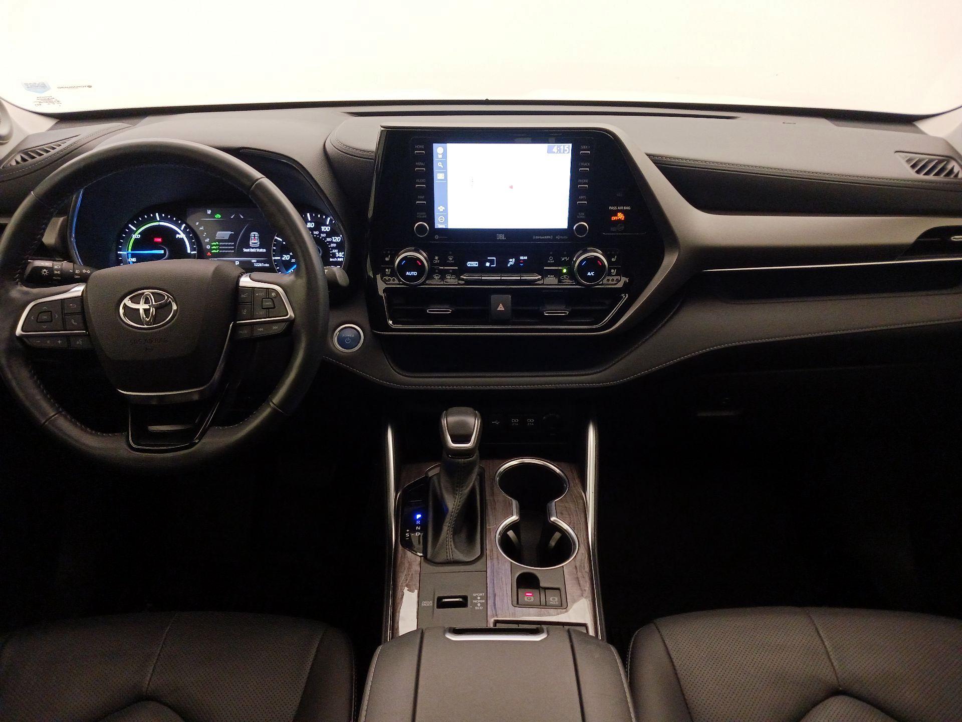 Thumbnail: 2021 Toyota Highlander - 9