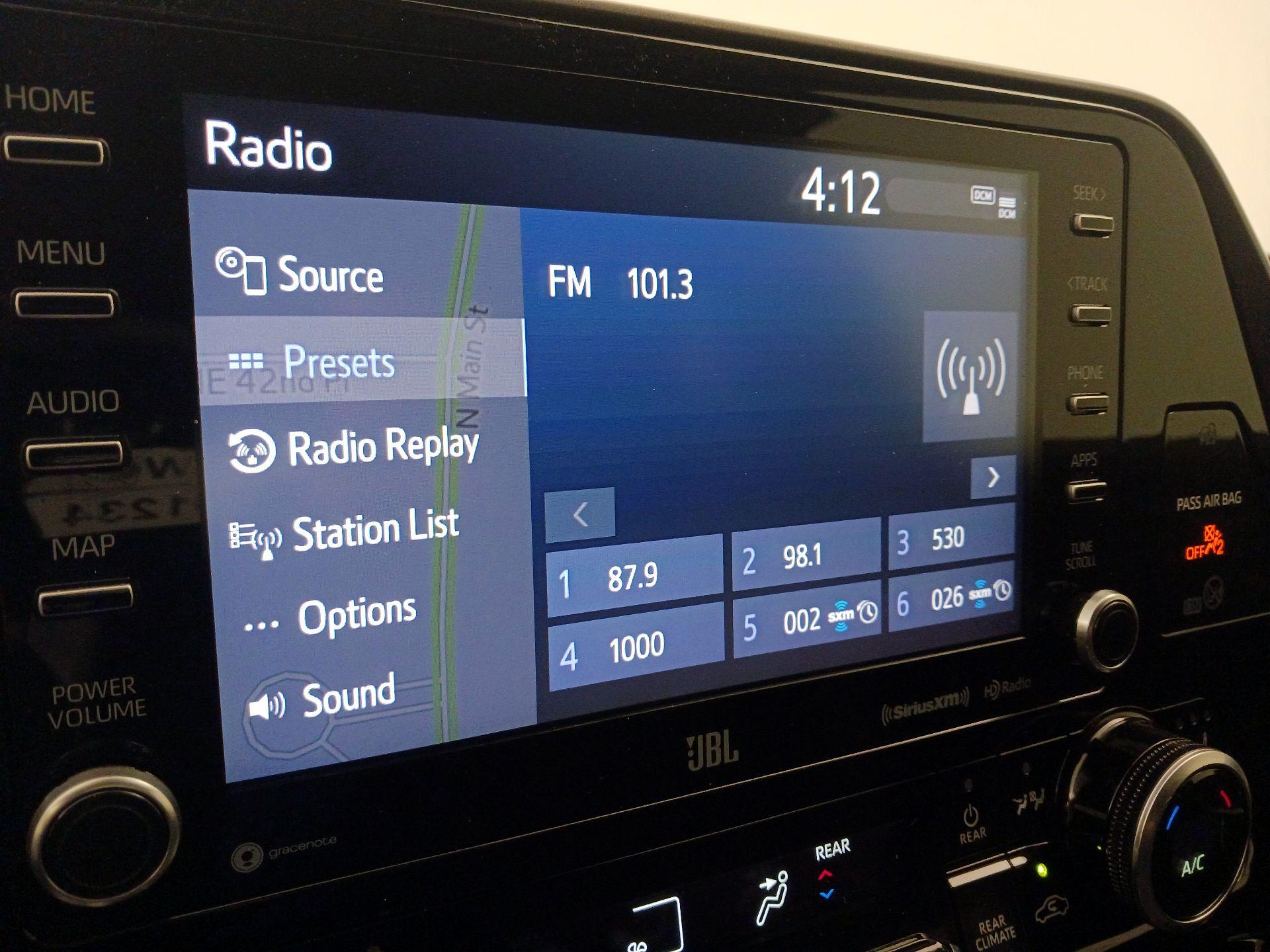 Thumbnail: 2021 Toyota Highlander - 16