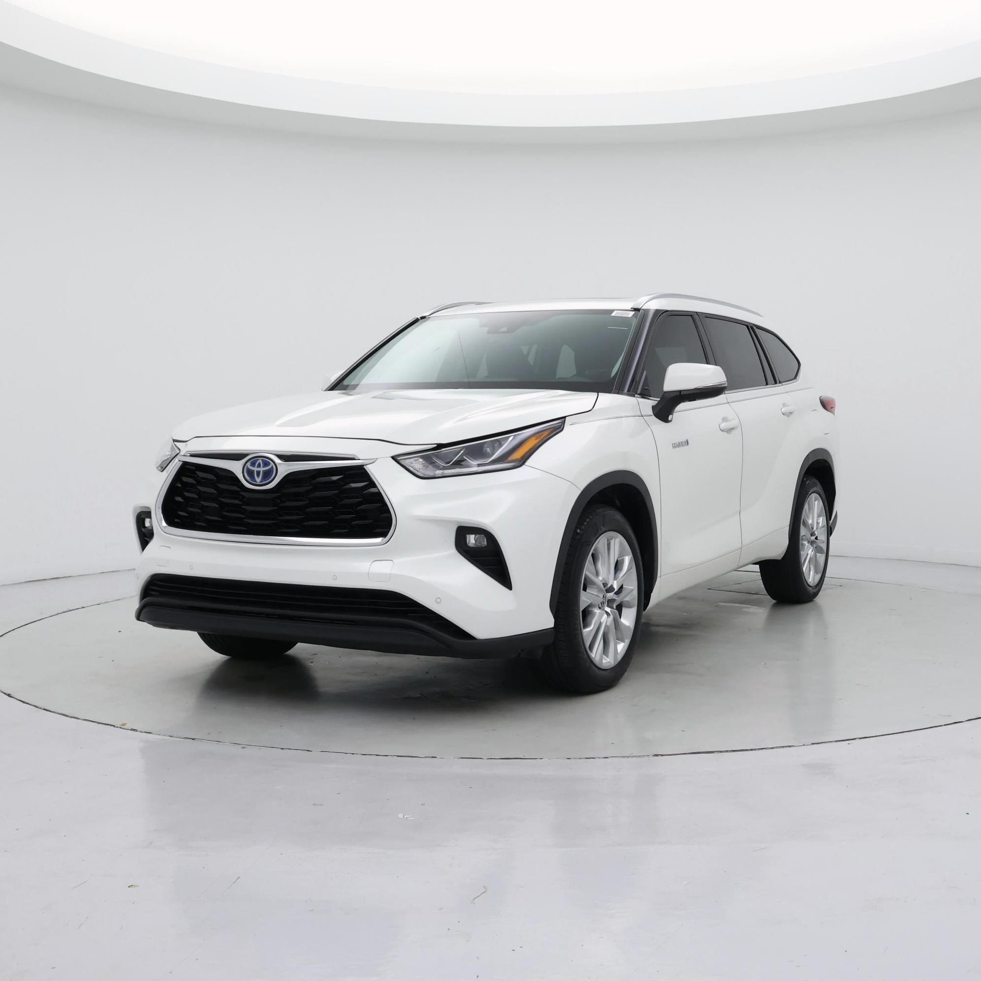 Thumbnail: 2021 Toyota Highlander - 4
