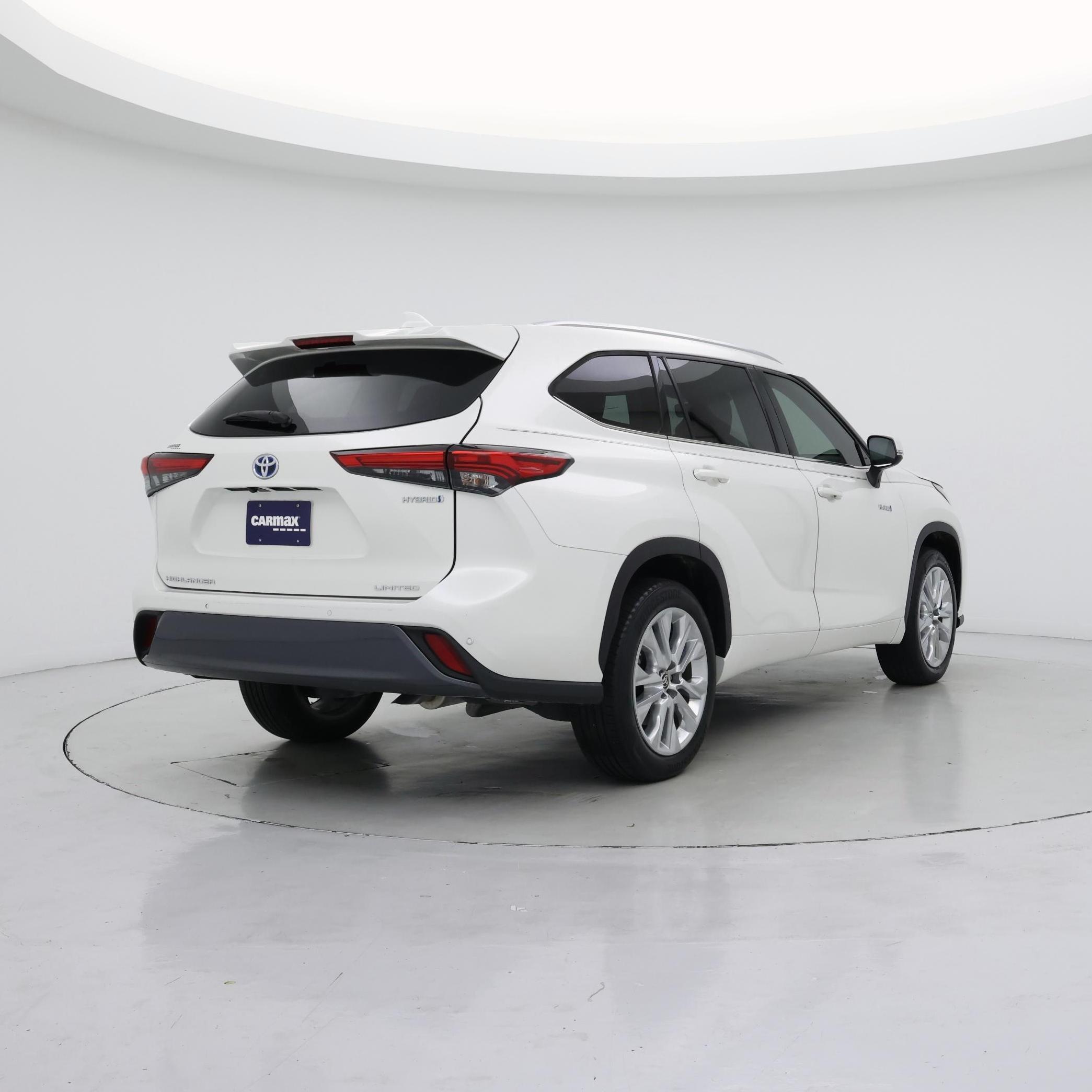 Thumbnail: 2021 Toyota Highlander - 8