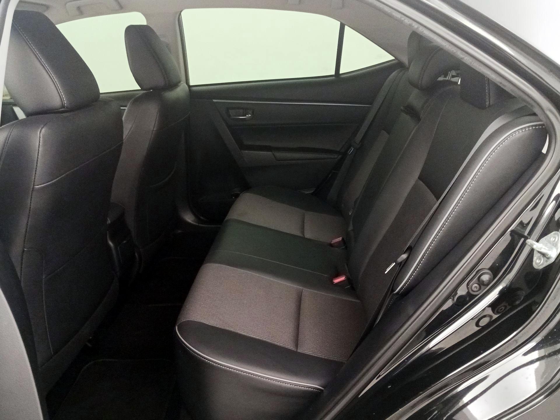 Thumbnail: 2015 Toyota Corolla - 19