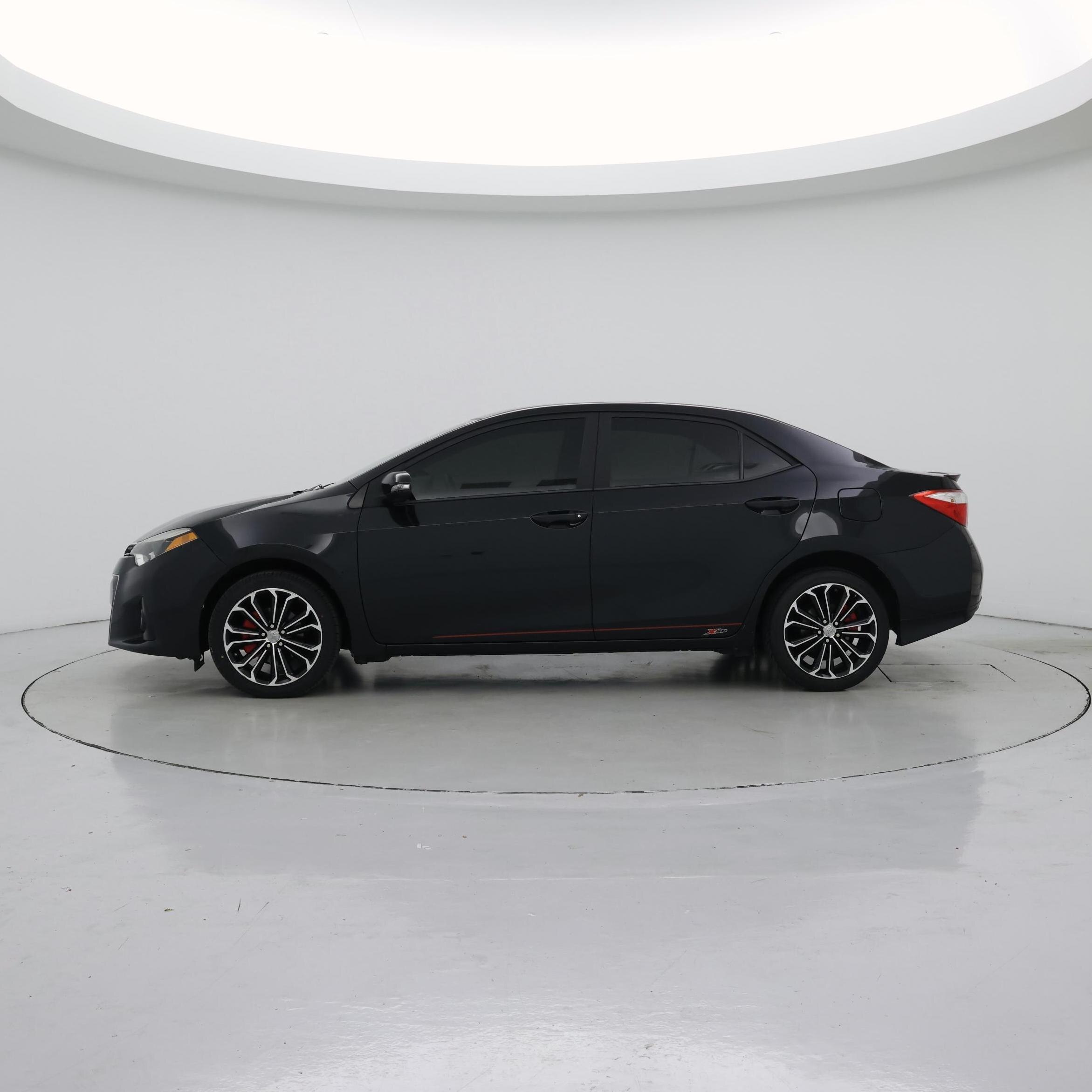Thumbnail: 2015 Toyota Corolla - 3