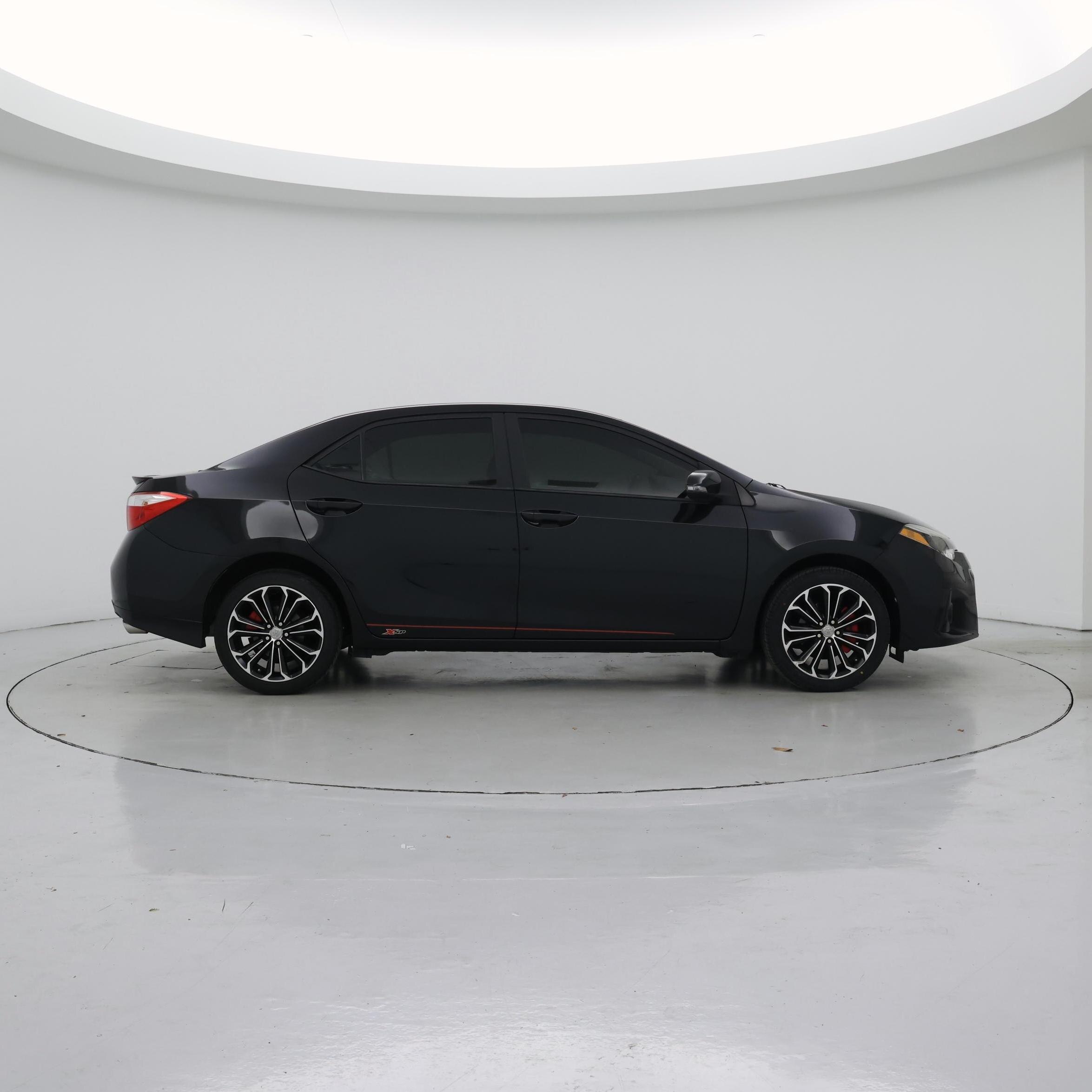 Thumbnail: 2015 Toyota Corolla - 7