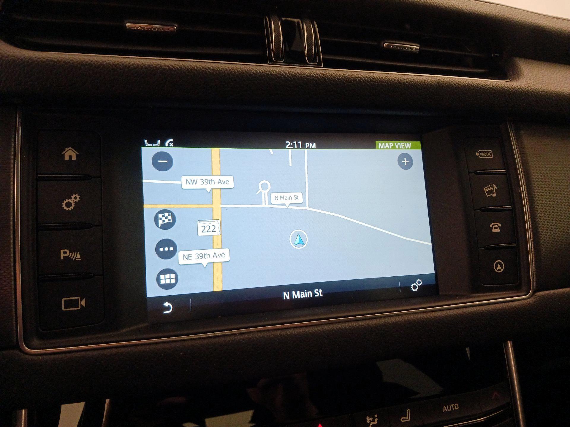 Thumbnail: 2016 Jaguar XF - 14