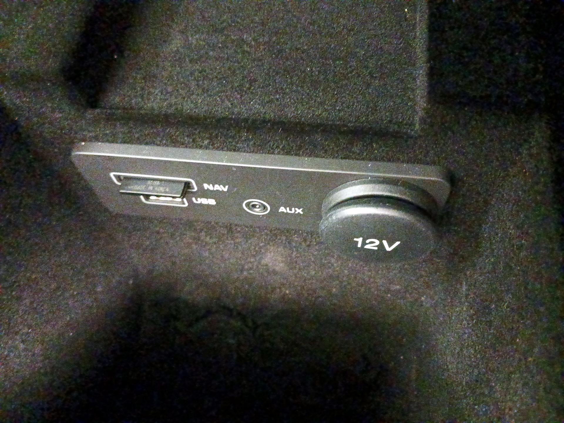 Thumbnail: 2016 Jaguar XF - 19