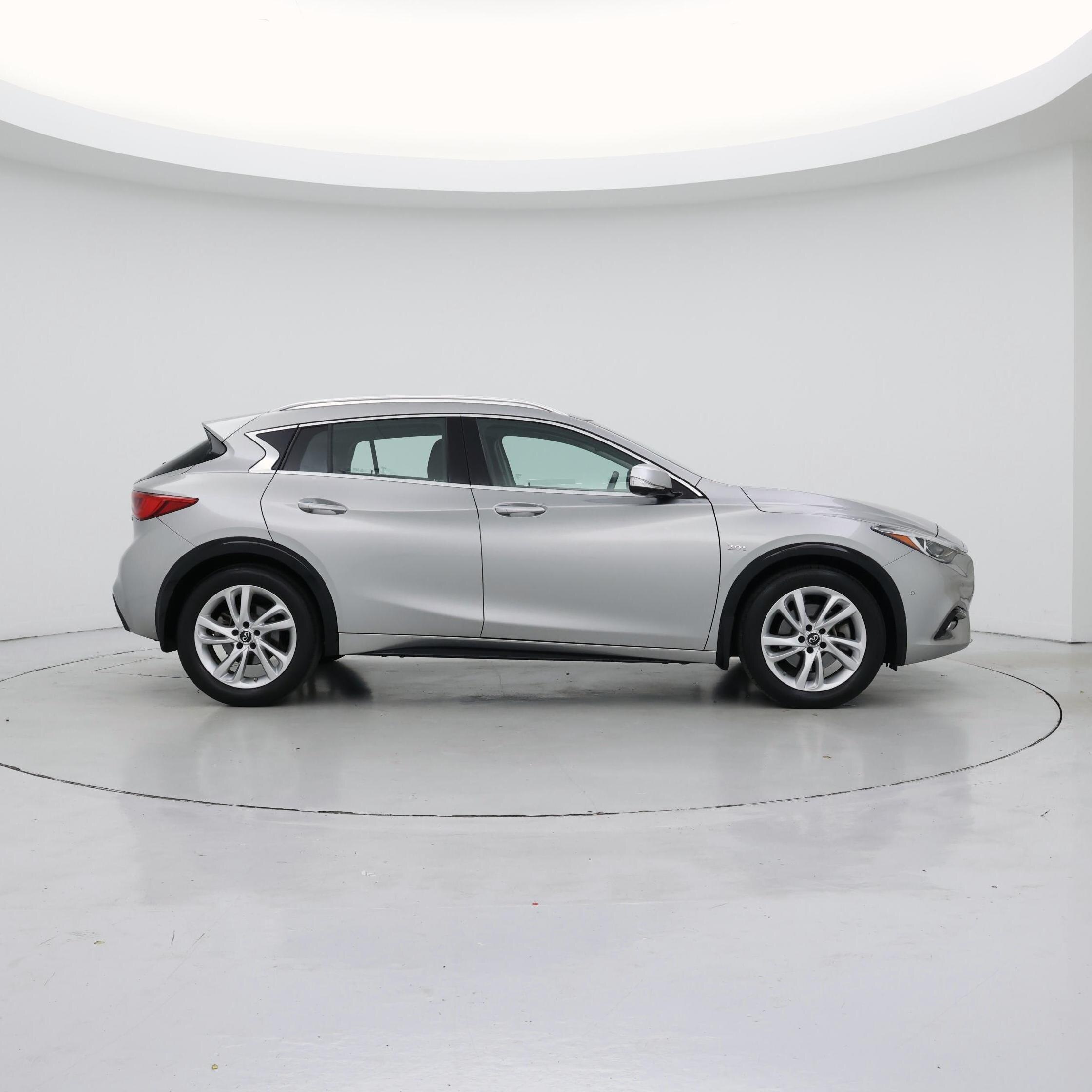 Thumbnail: 2019 INFINITI QX30 - 7