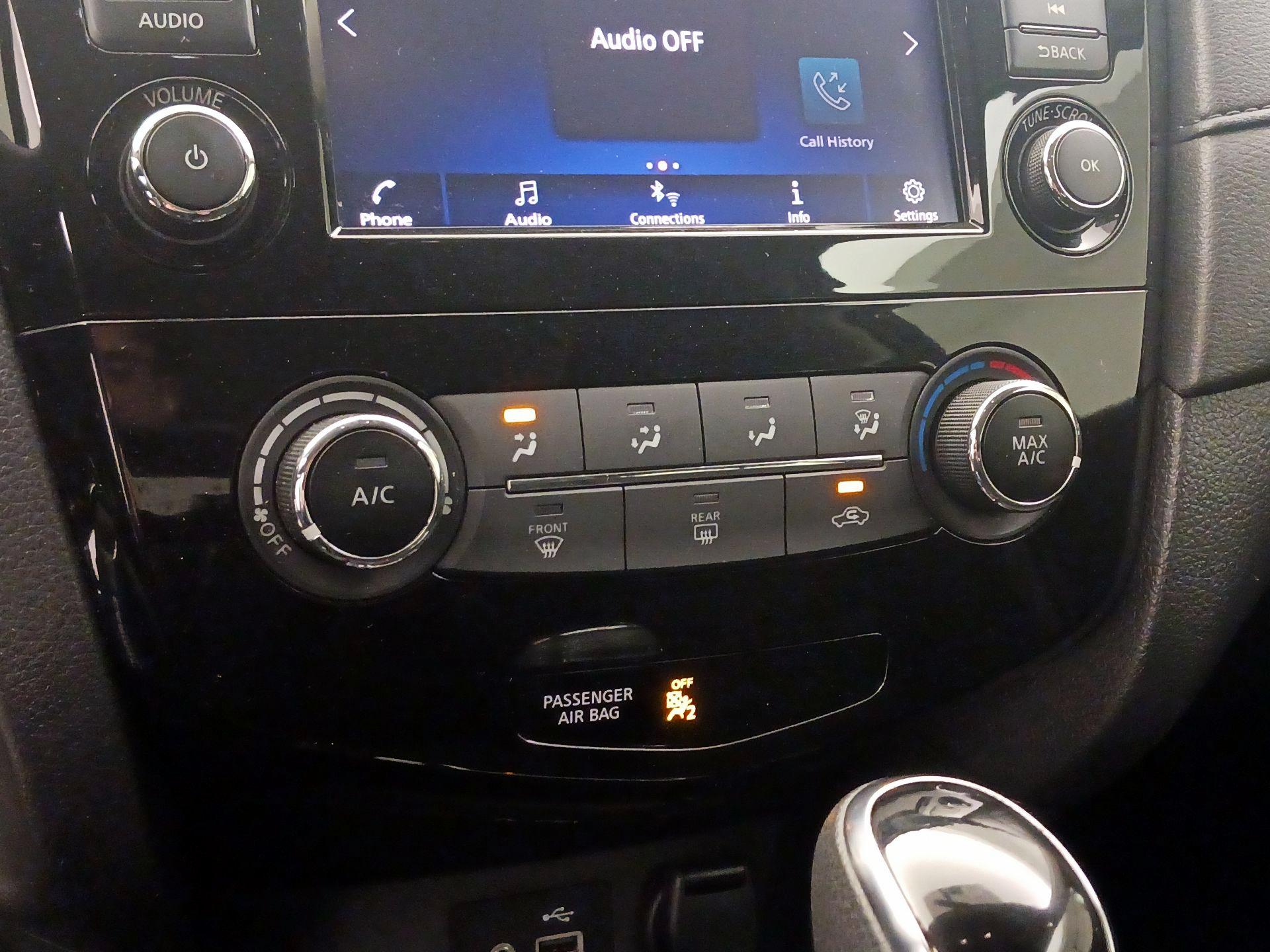 Thumbnail: 2018 Nissan Rogue - 14