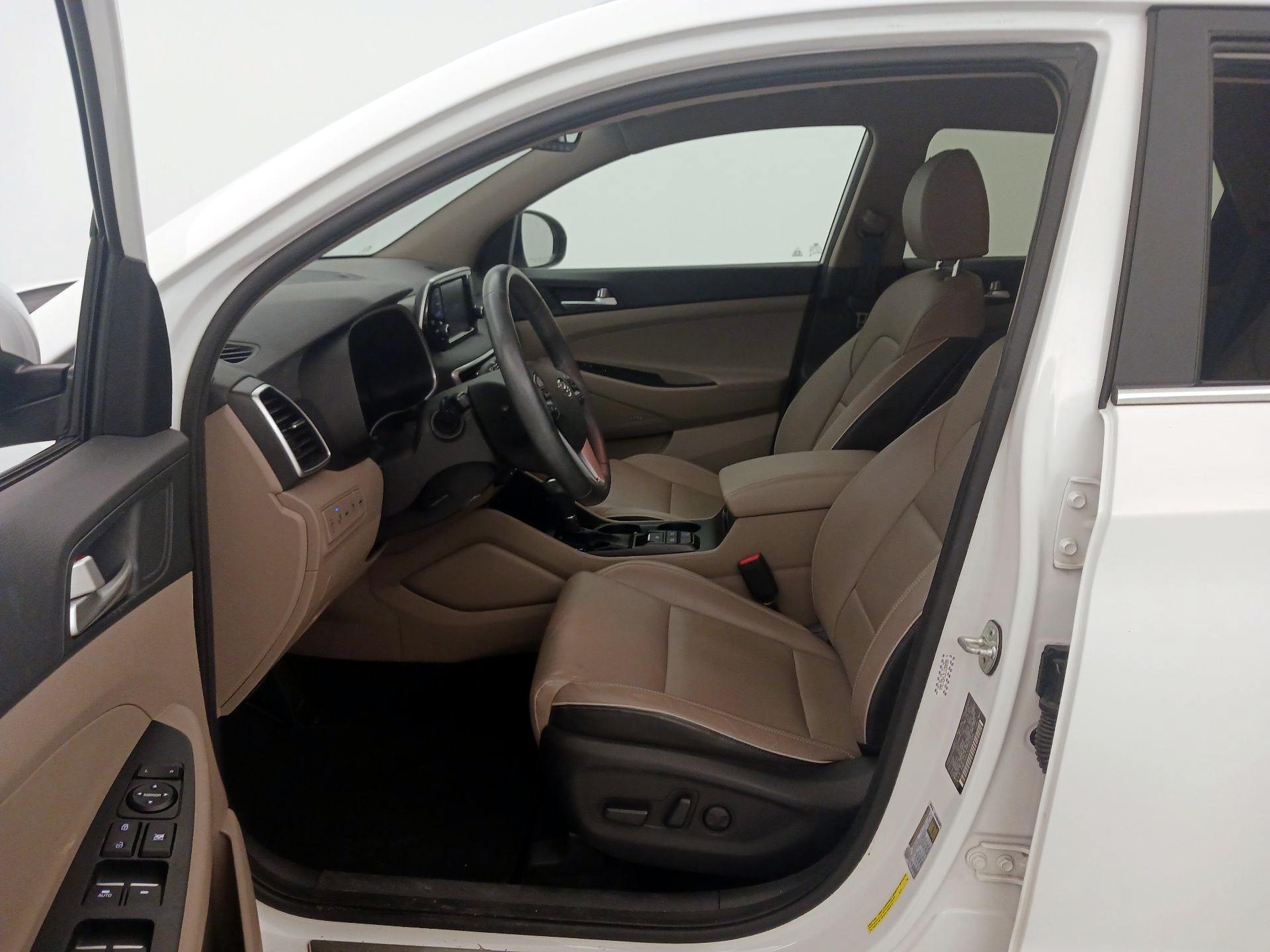 Thumbnail: 2020 Hyundai Tucson - 11