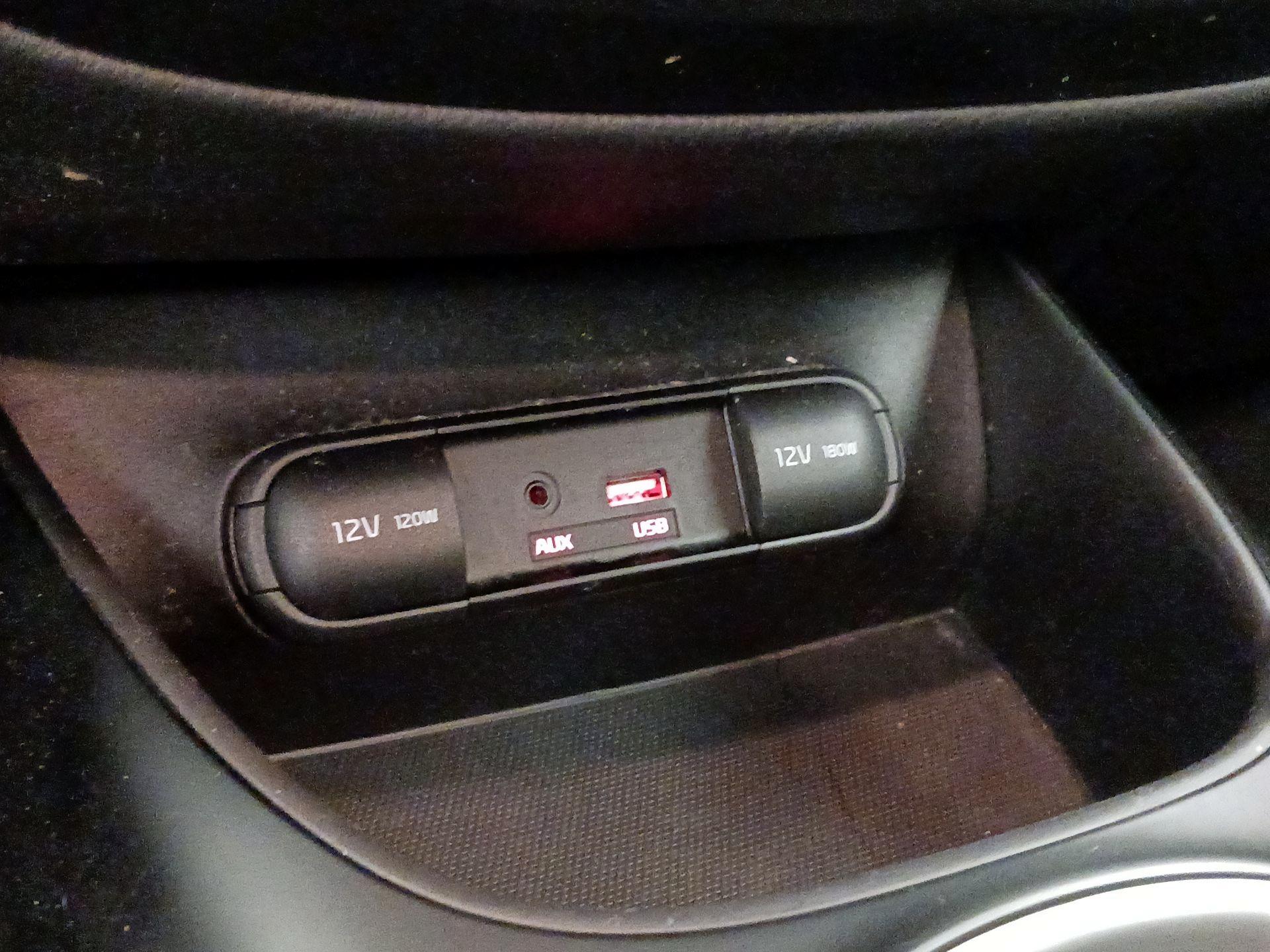 Thumbnail: 2016 Kia Soul - 18