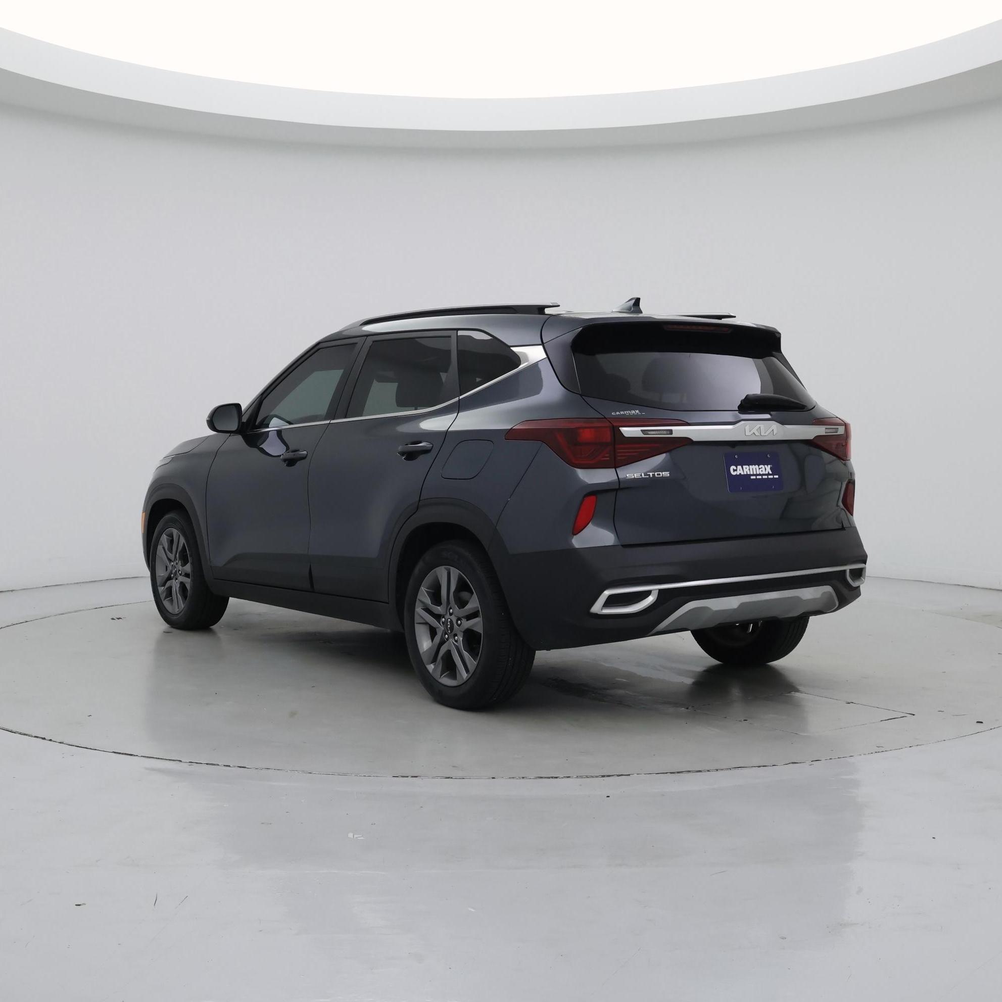 Thumbnail: 2023 Kia Seltos - 2