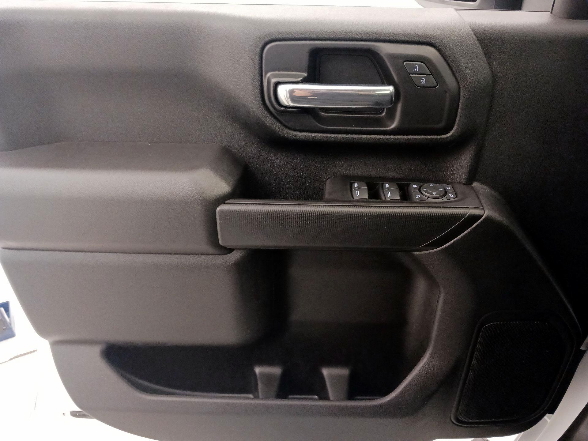 Thumbnail: 2022 GMC Sierra 2500 - 12