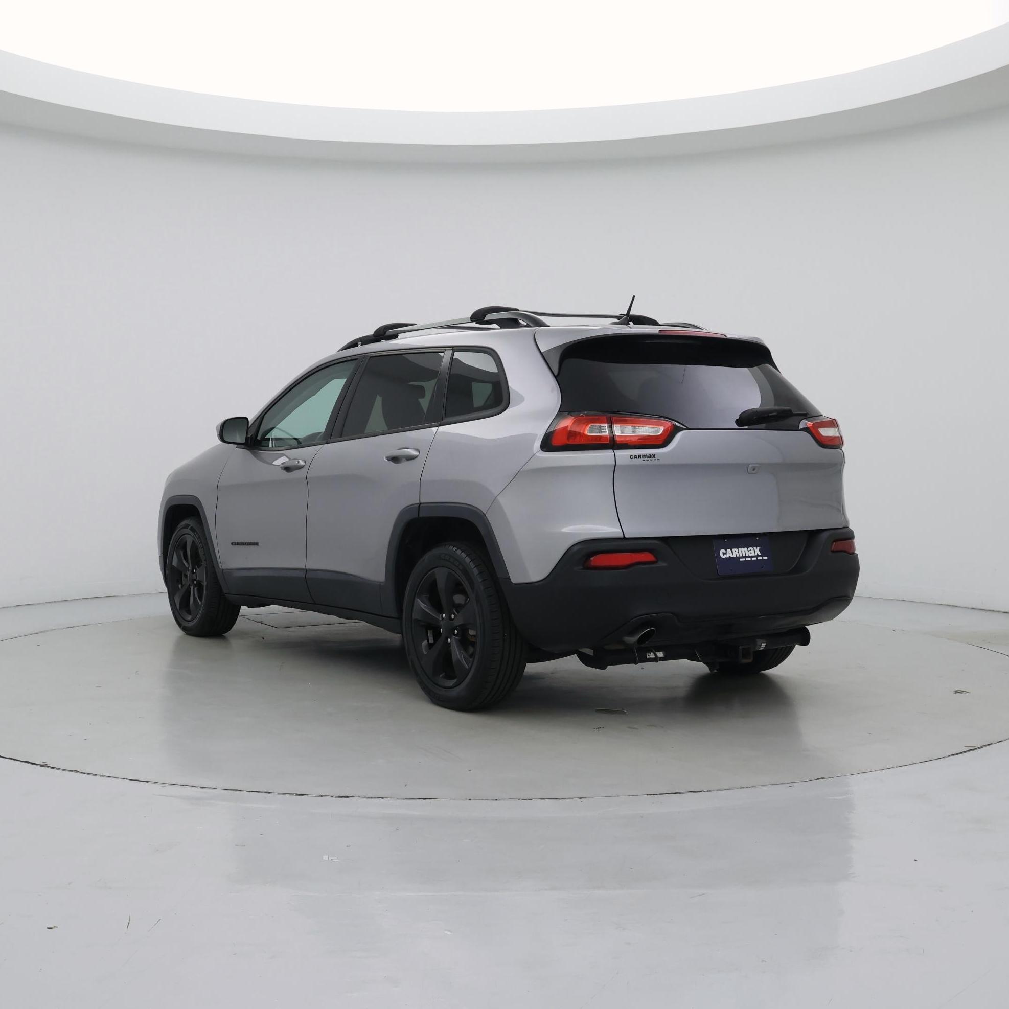 Thumbnail: 2018 Jeep Cherokee - 2