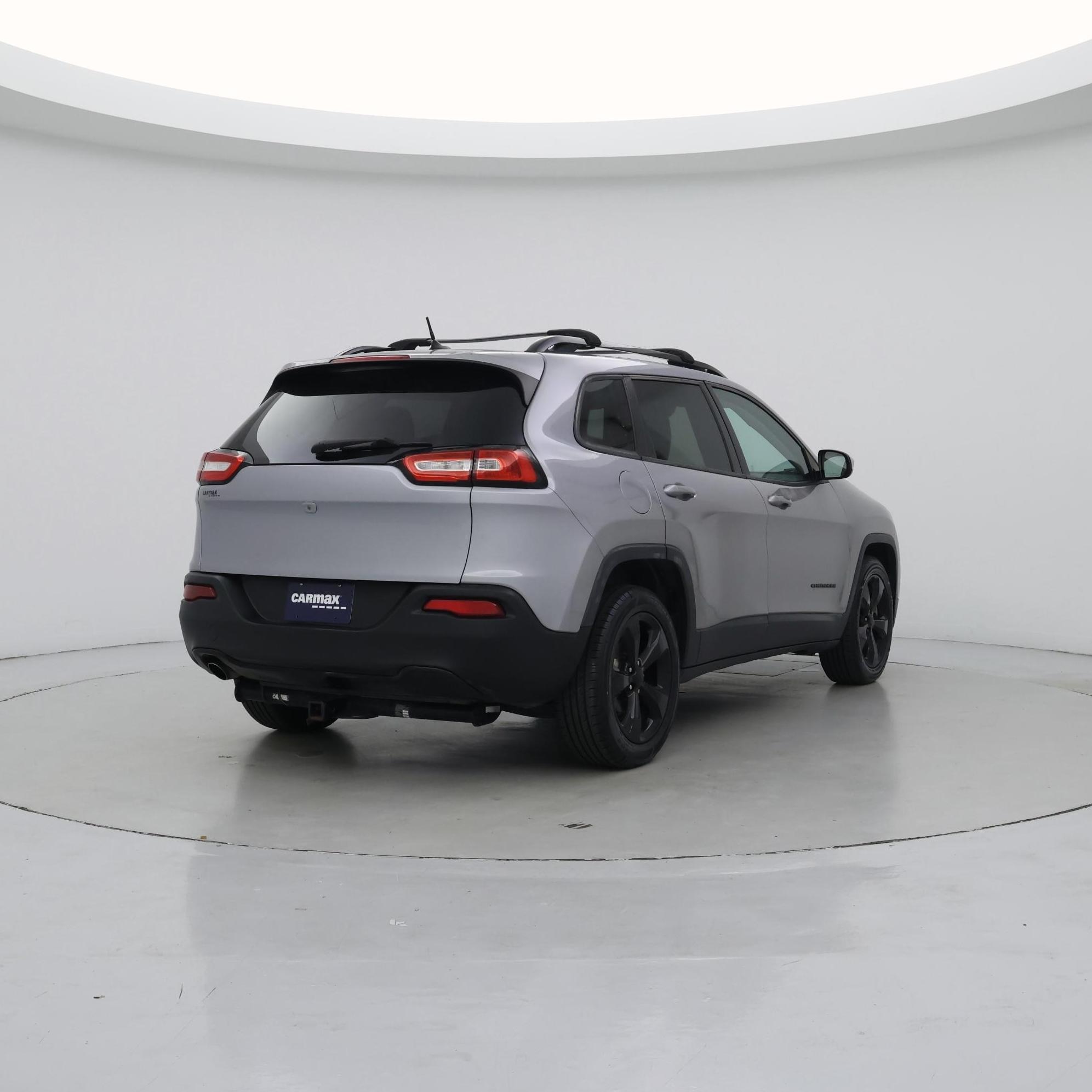 Thumbnail: 2018 Jeep Cherokee - 8